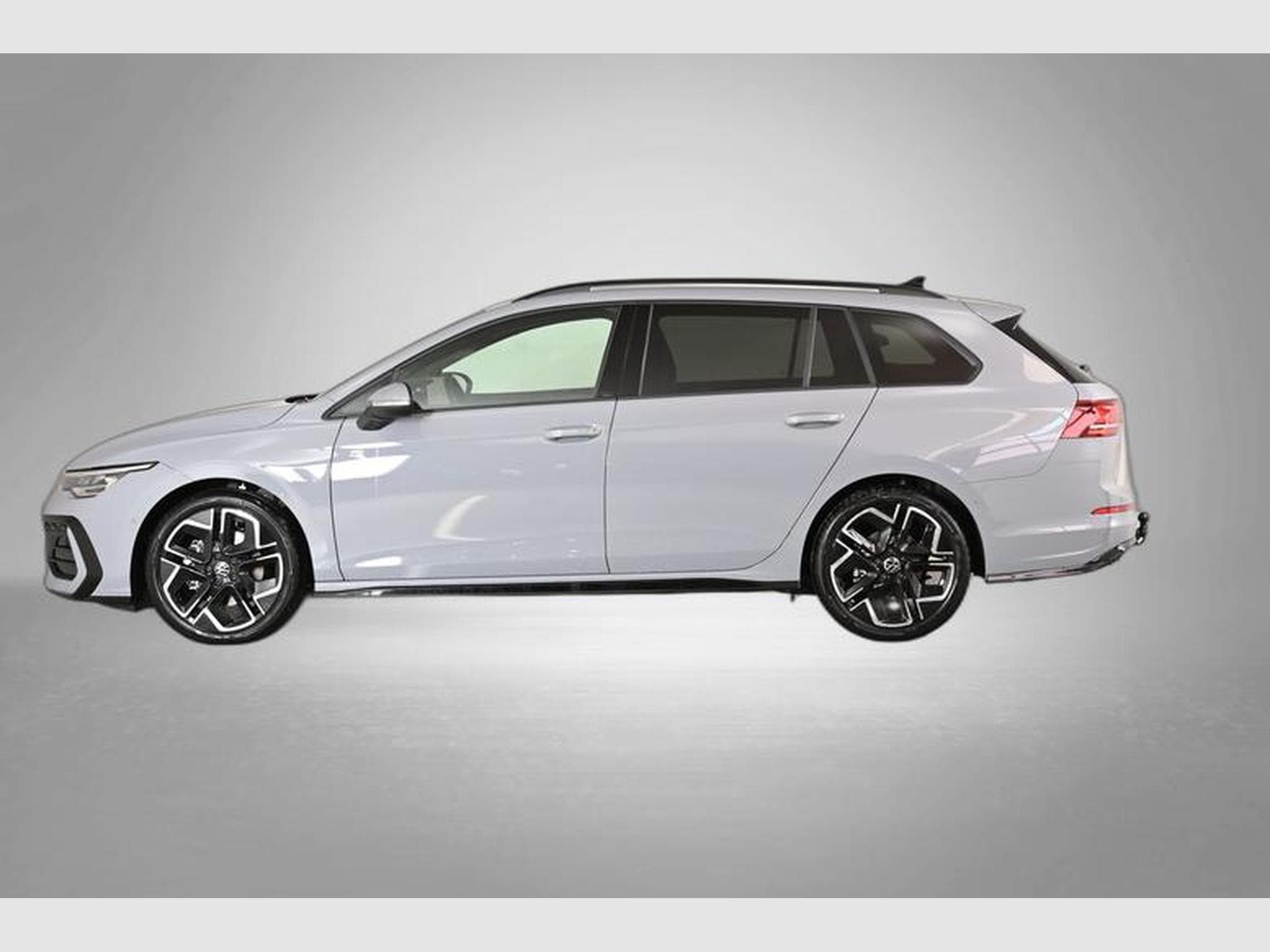 VW Golf Variant R-Line 2.0 TDI 7-Gang-DSG (2026) - Photo 2