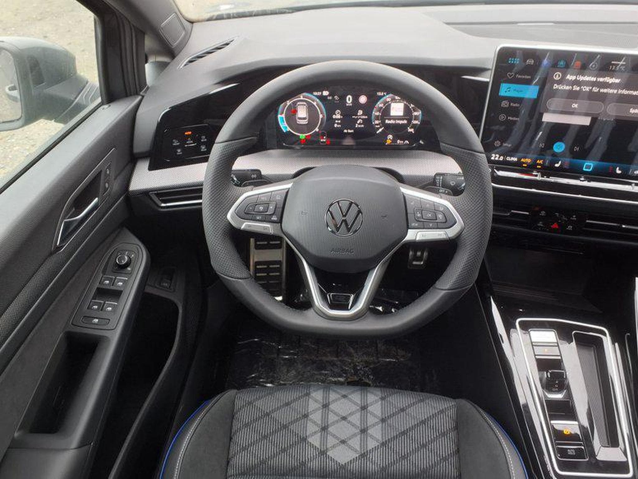 VW Golf Variant R-Line 2.0 TDI 7-Gang-DSG (2026) - Photo 8