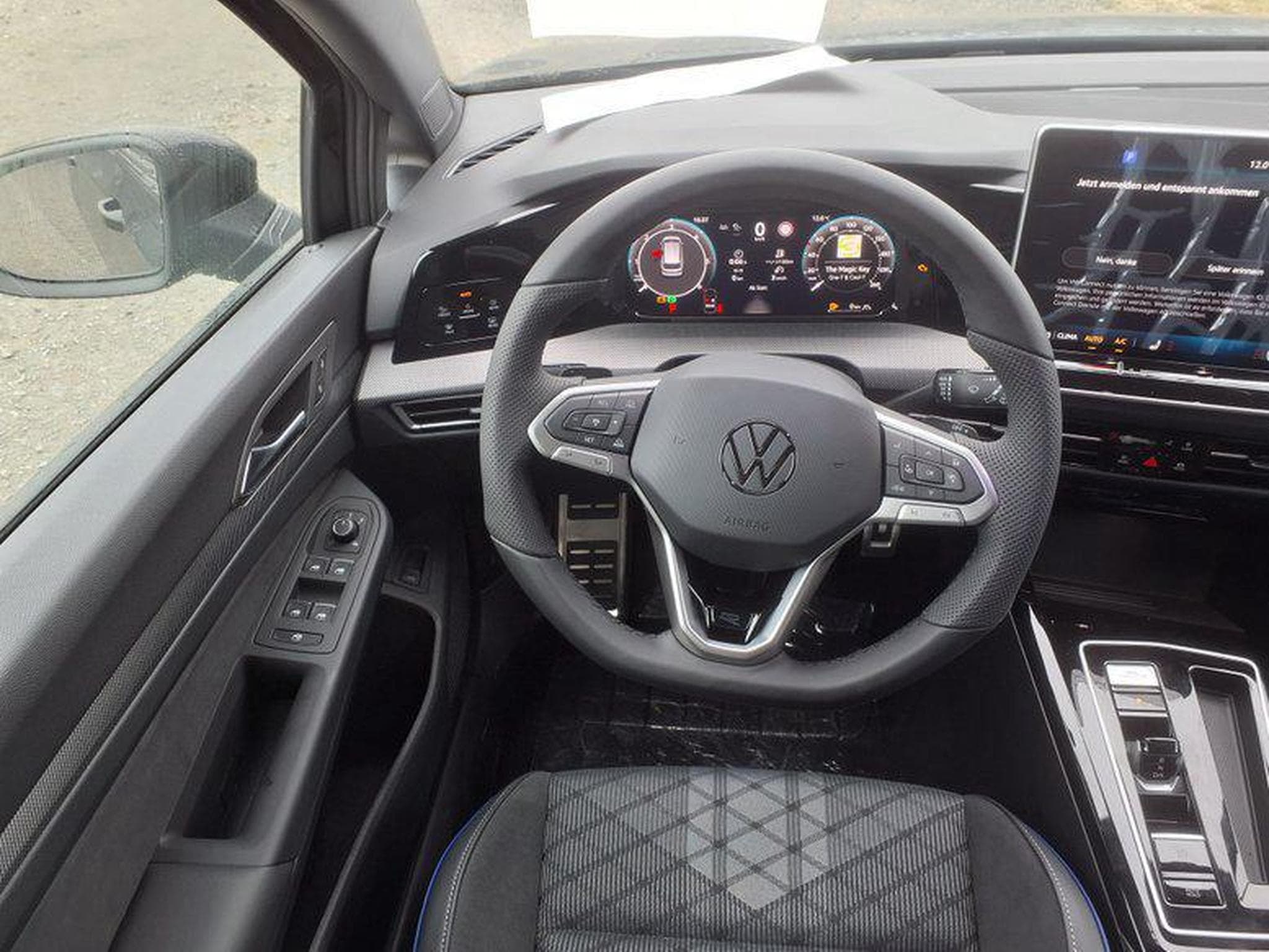 VW Golf Variant R-Line 2.0 TDI 7-Gang-DSG (2026) - Photo 8