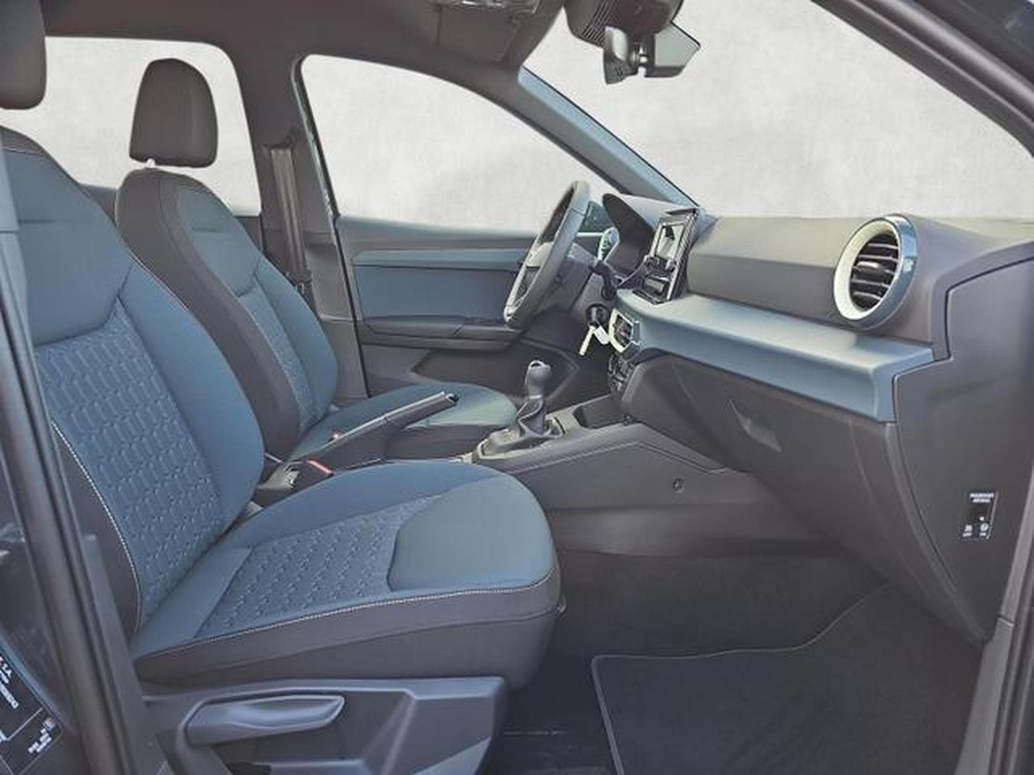 Seat Arona 1.0 TSI 70 kW Style (2026) - Photo 9