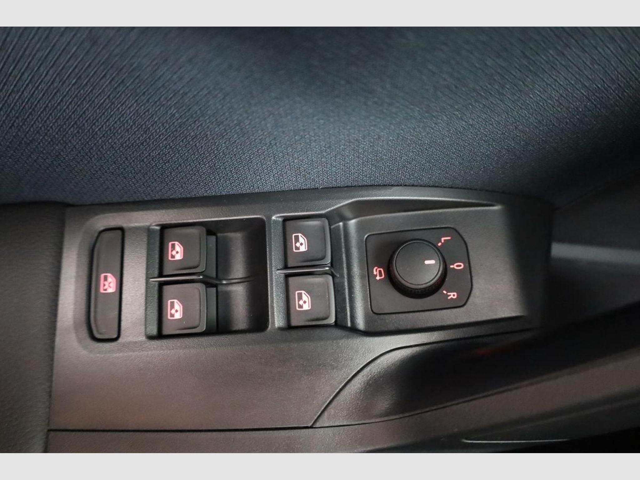 Seat Arona 1.0 TSI 85 kW Style (2026) - Photo 7