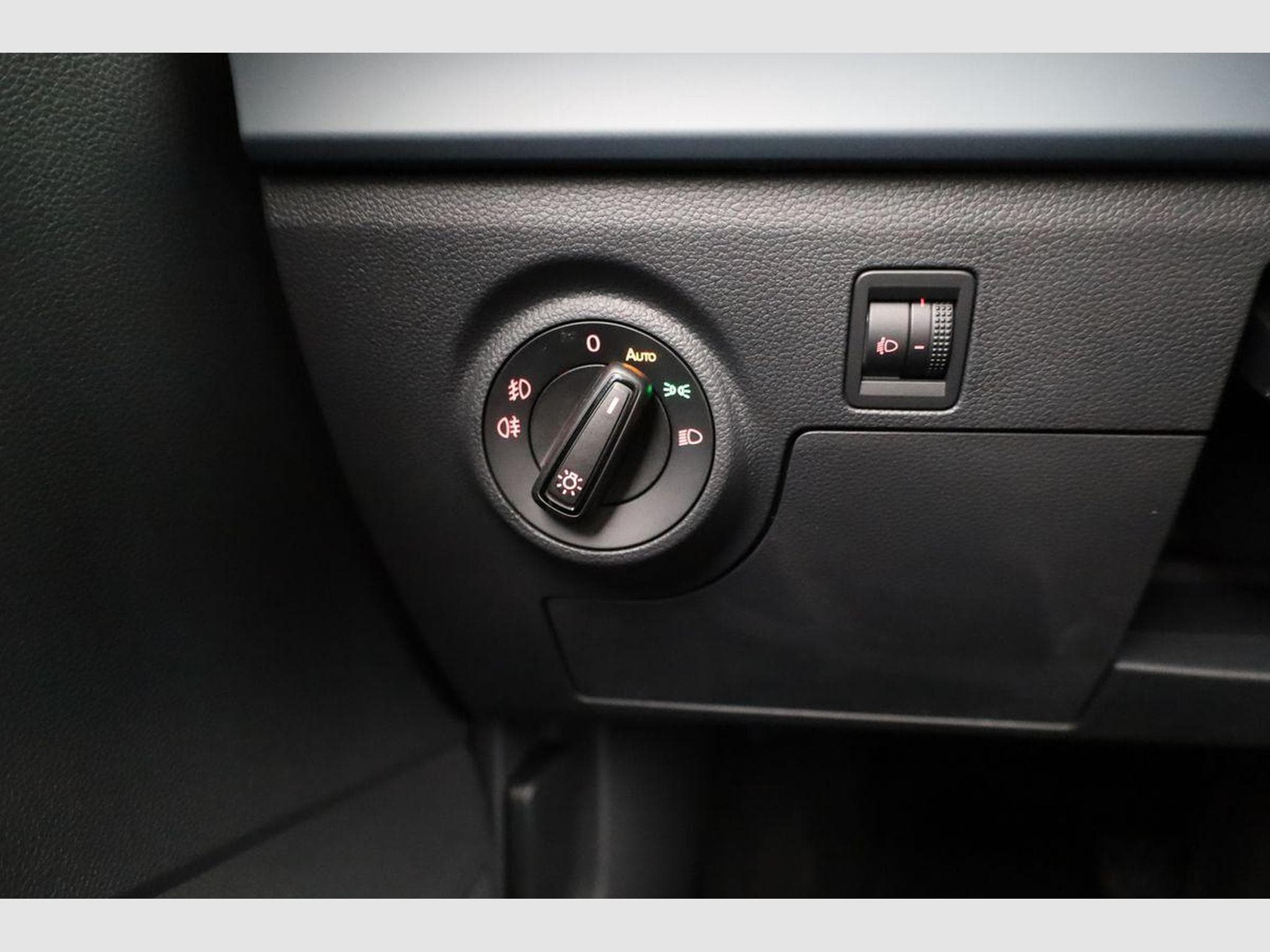 Seat Arona 1.0 TSI 85 kW Style (2026) - Photo 8