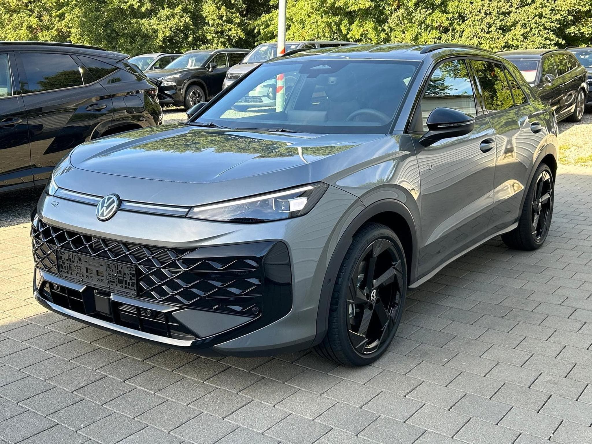 VW T-Roc R-Line (2026) - Photo 3