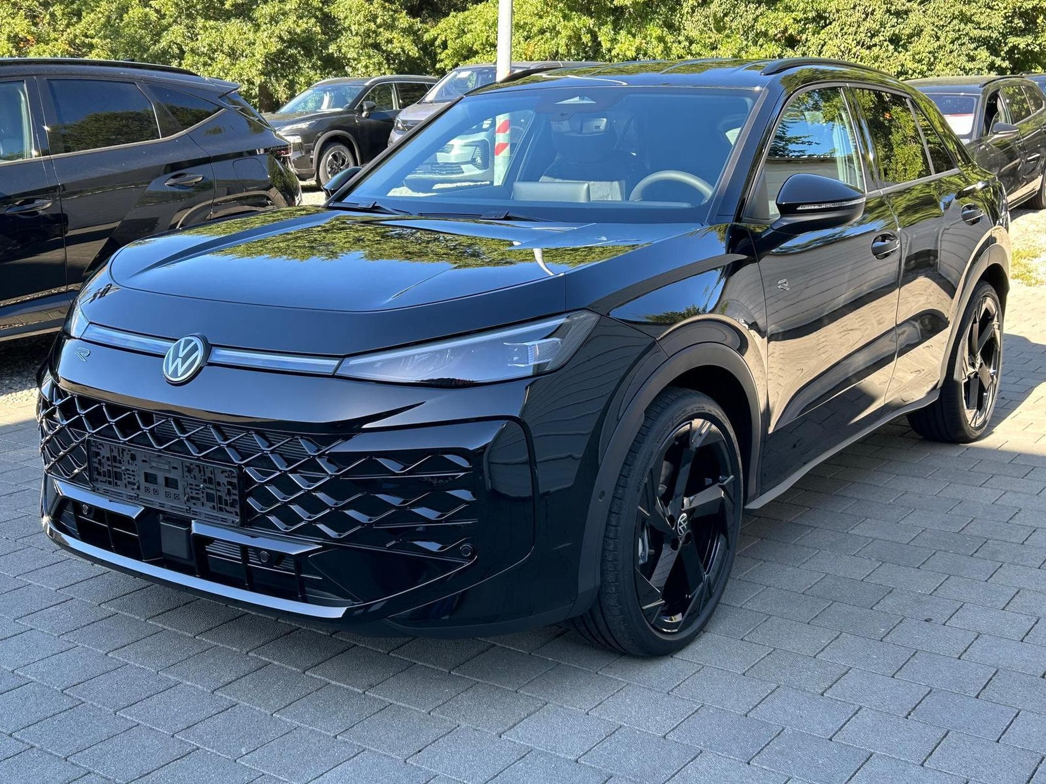 VW T-Roc R-Line (2026) - Photo 4