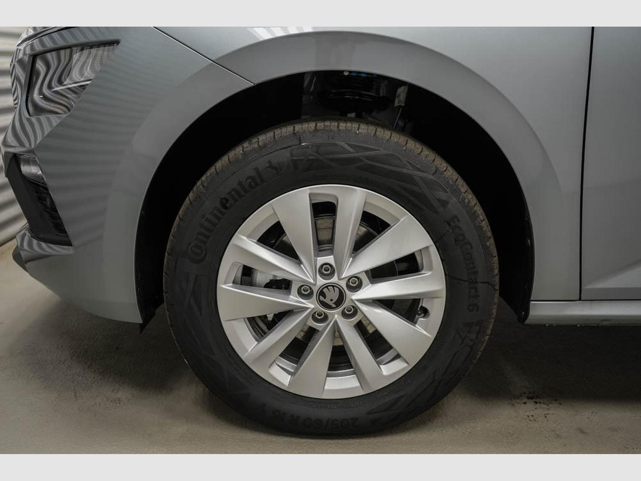 Skoda Kamiq 1,0 TSI DSG (2026) - Photo 5
