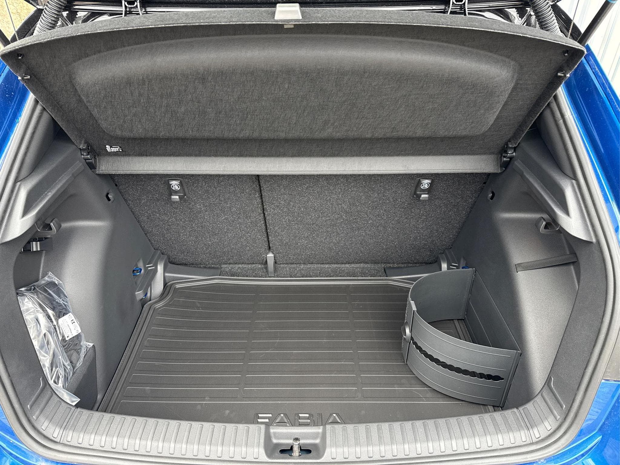 Skoda Fabia Monte Carlo 1.0 (2026) - Photo 8