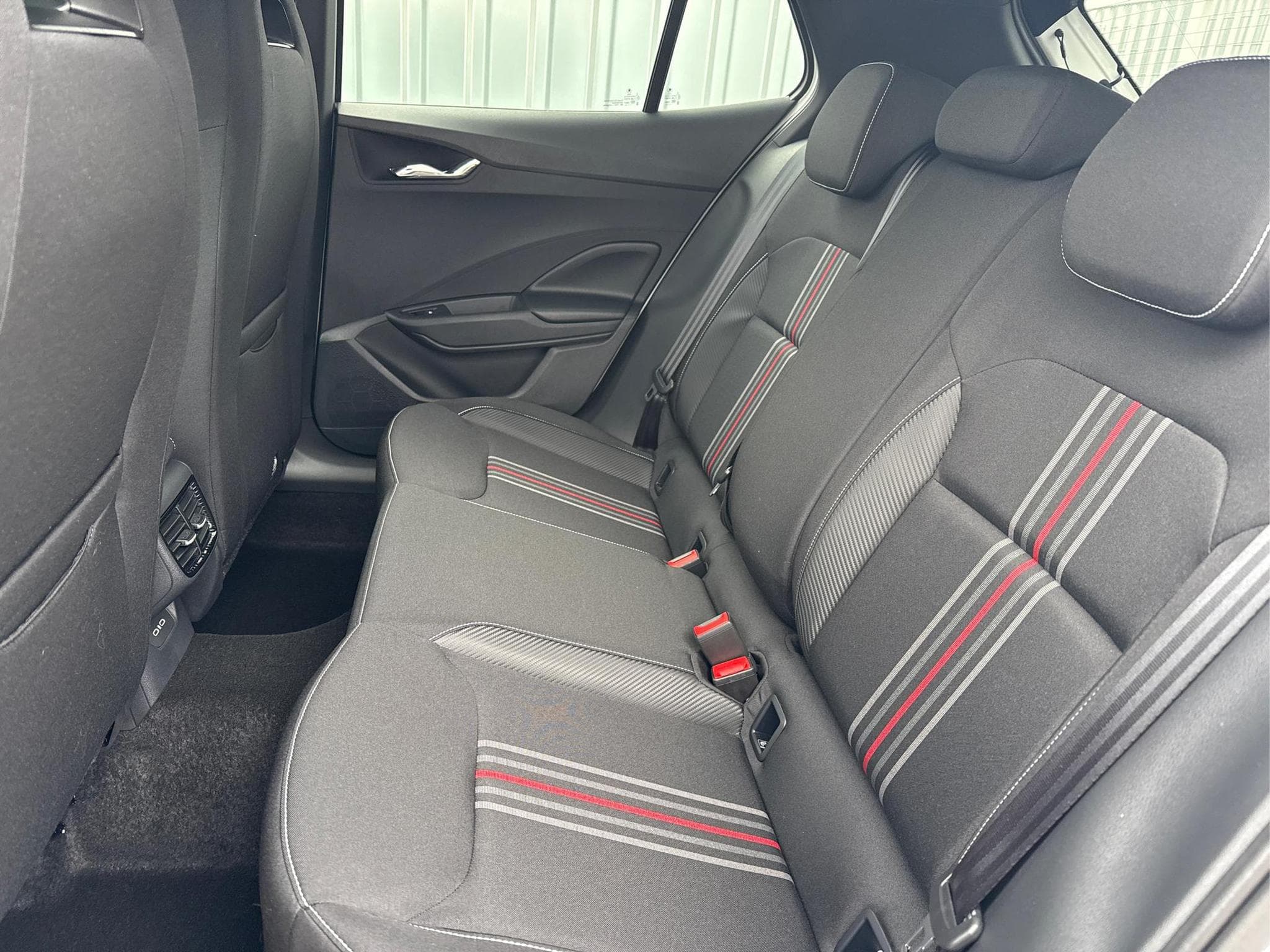 Skoda Fabia Monte Carlo 1.0 (2026) - Photo 7