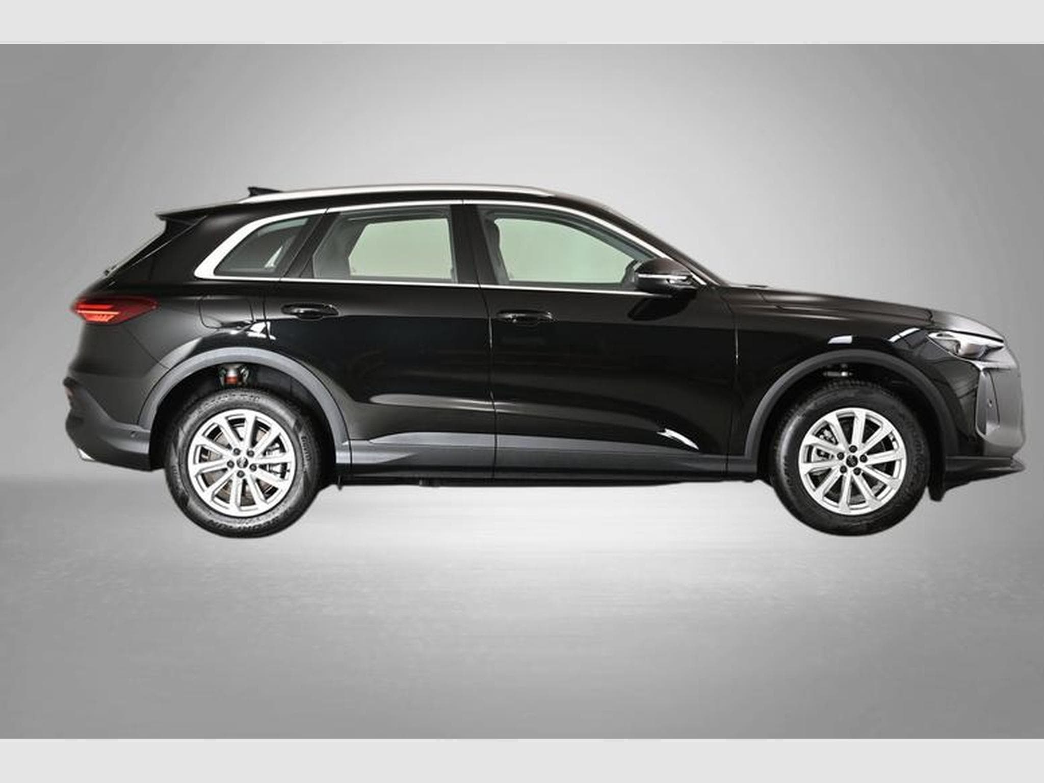 Audi Q5 Standard TFSI 150 kW S tronic (2026) - Photo 6