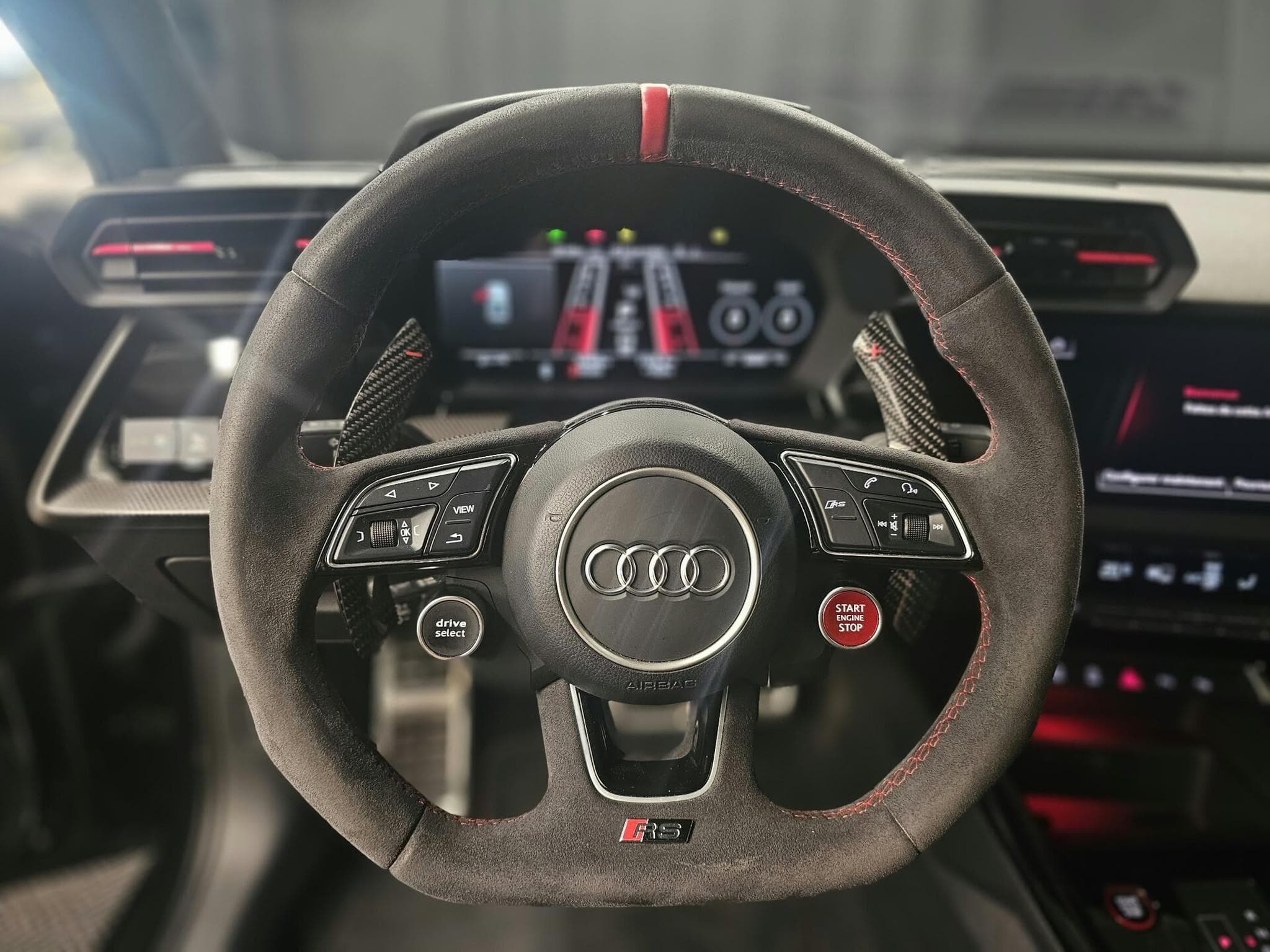 Audi RS3 Limousine 400 CV QUATTRO (2025) - Photo 2