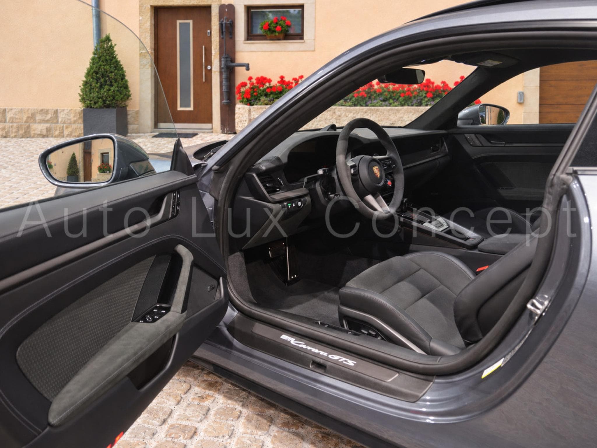Porsche 911 911 Carrera GTS (2025) - Photo 9