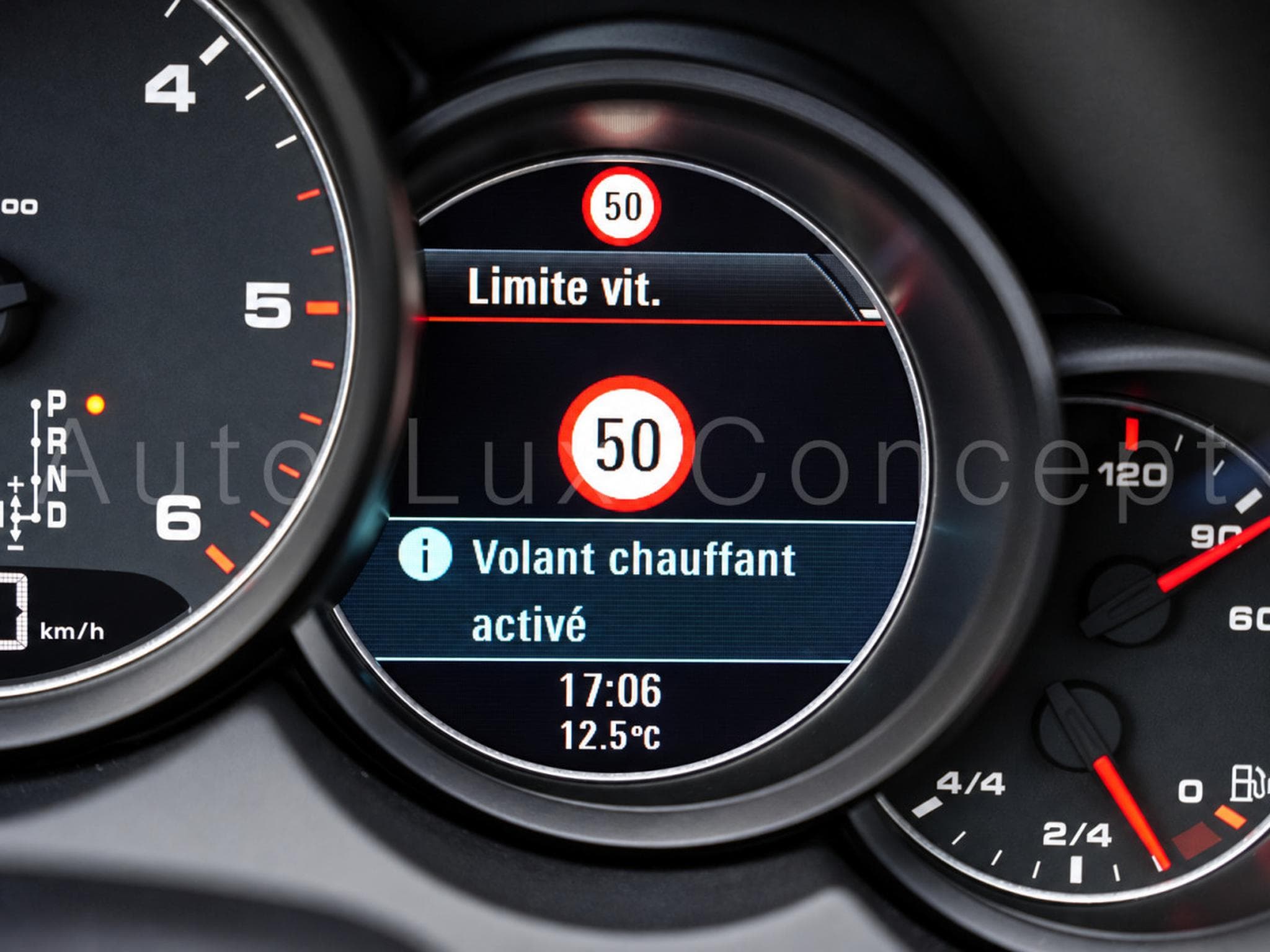 Porsche Cayenne Diesel (2016) - Photo 16