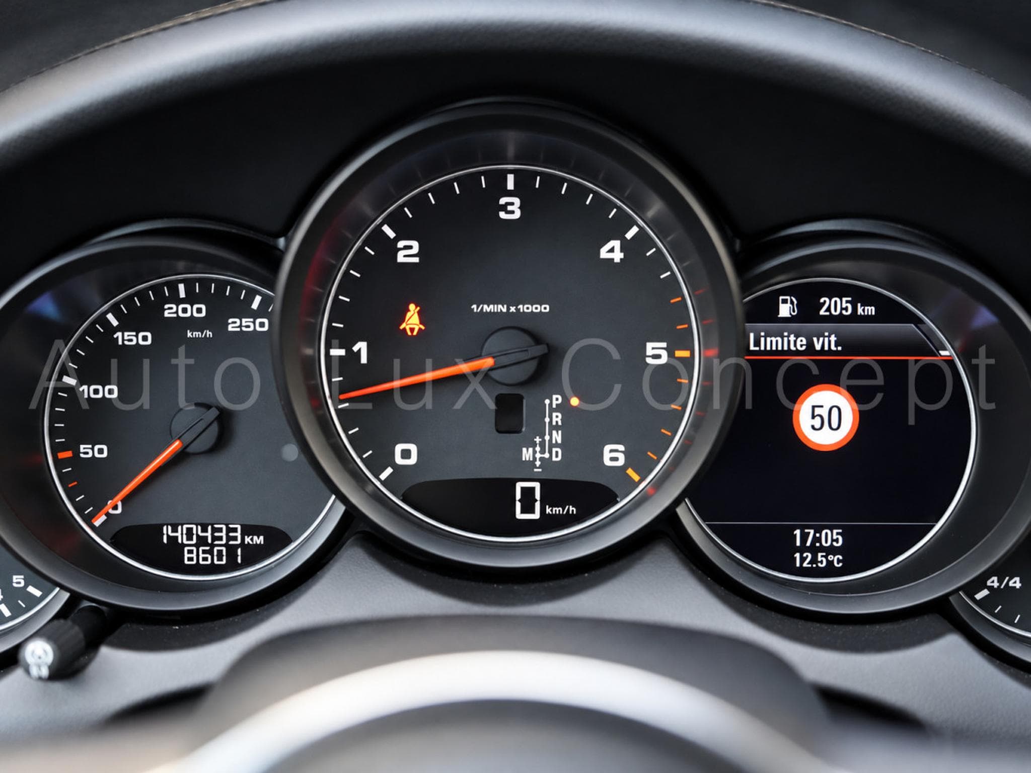 Porsche Cayenne Diesel (2016) - Photo 15