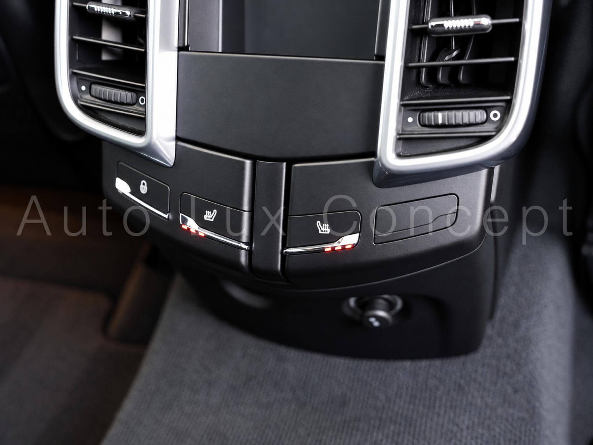 Porsche Cayenne Diesel (2016) - Photo 24