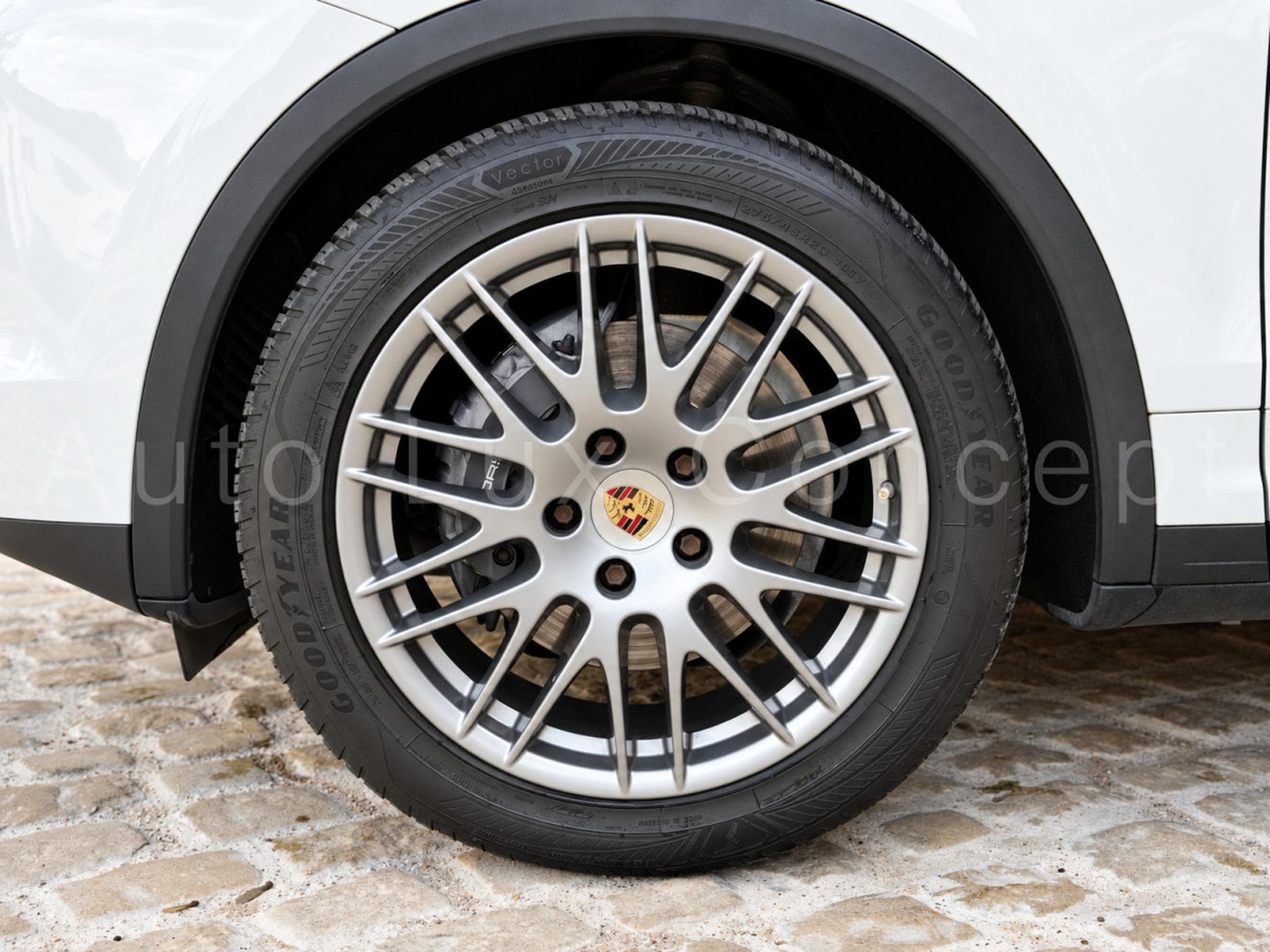 Porsche Cayenne Diesel (2016) - Photo 29