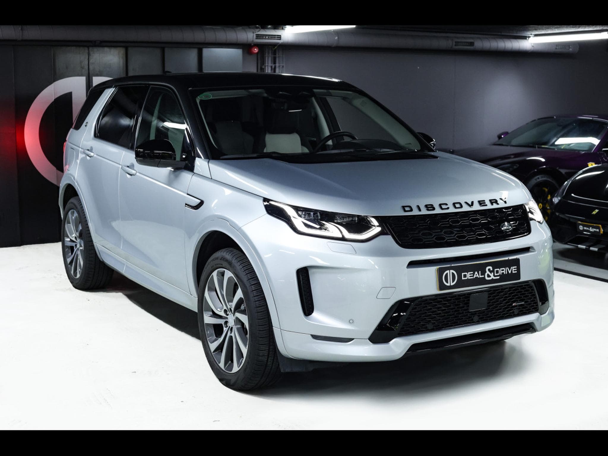 Land-Rover Discovery Sport HSE P300E PHEV AWD PACK R-DYNAMIC (2022) - Photo 3