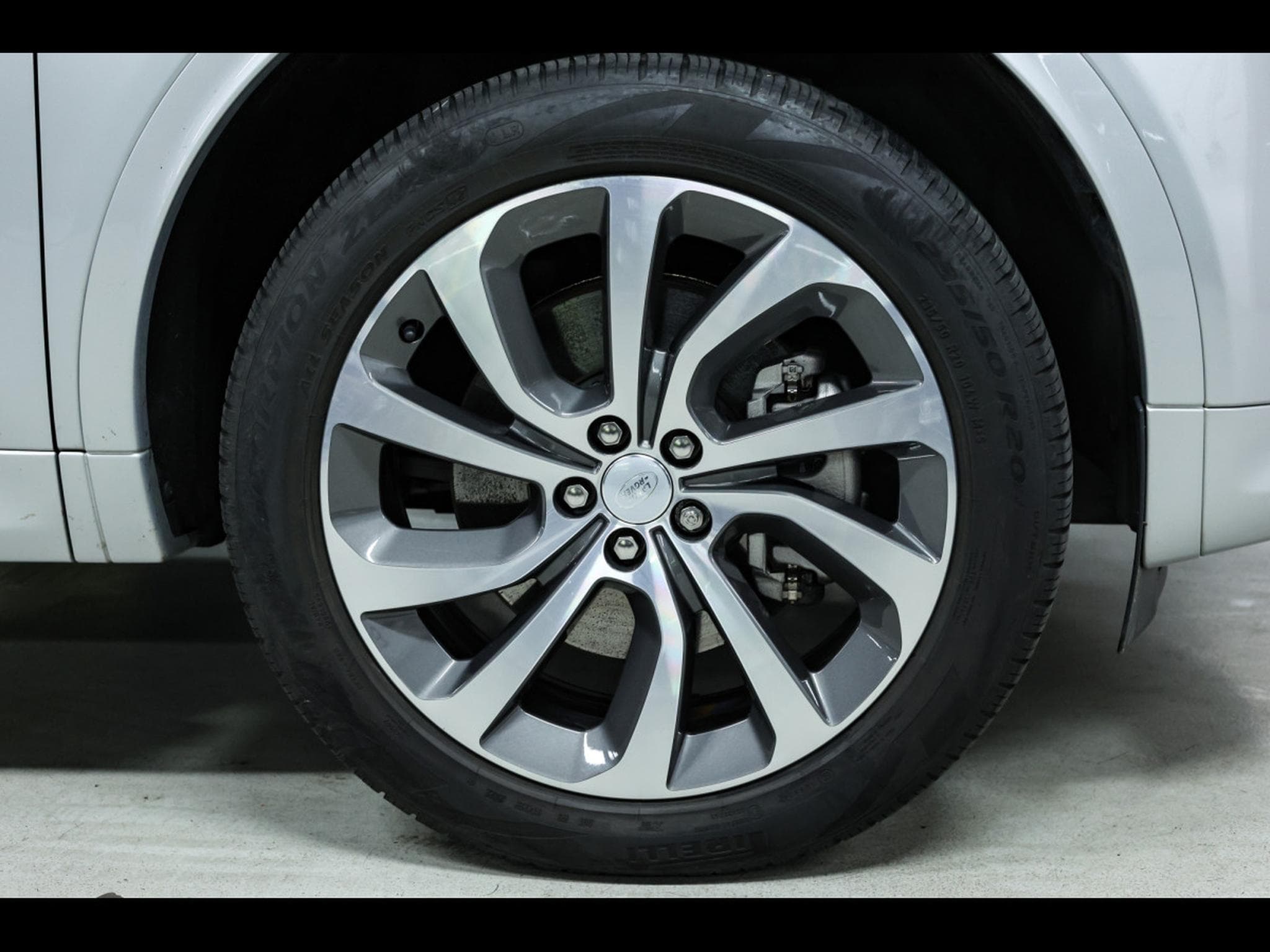 Land-Rover Discovery Sport HSE P300E PHEV AWD PACK R-DYNAMIC (2022) - Photo 10