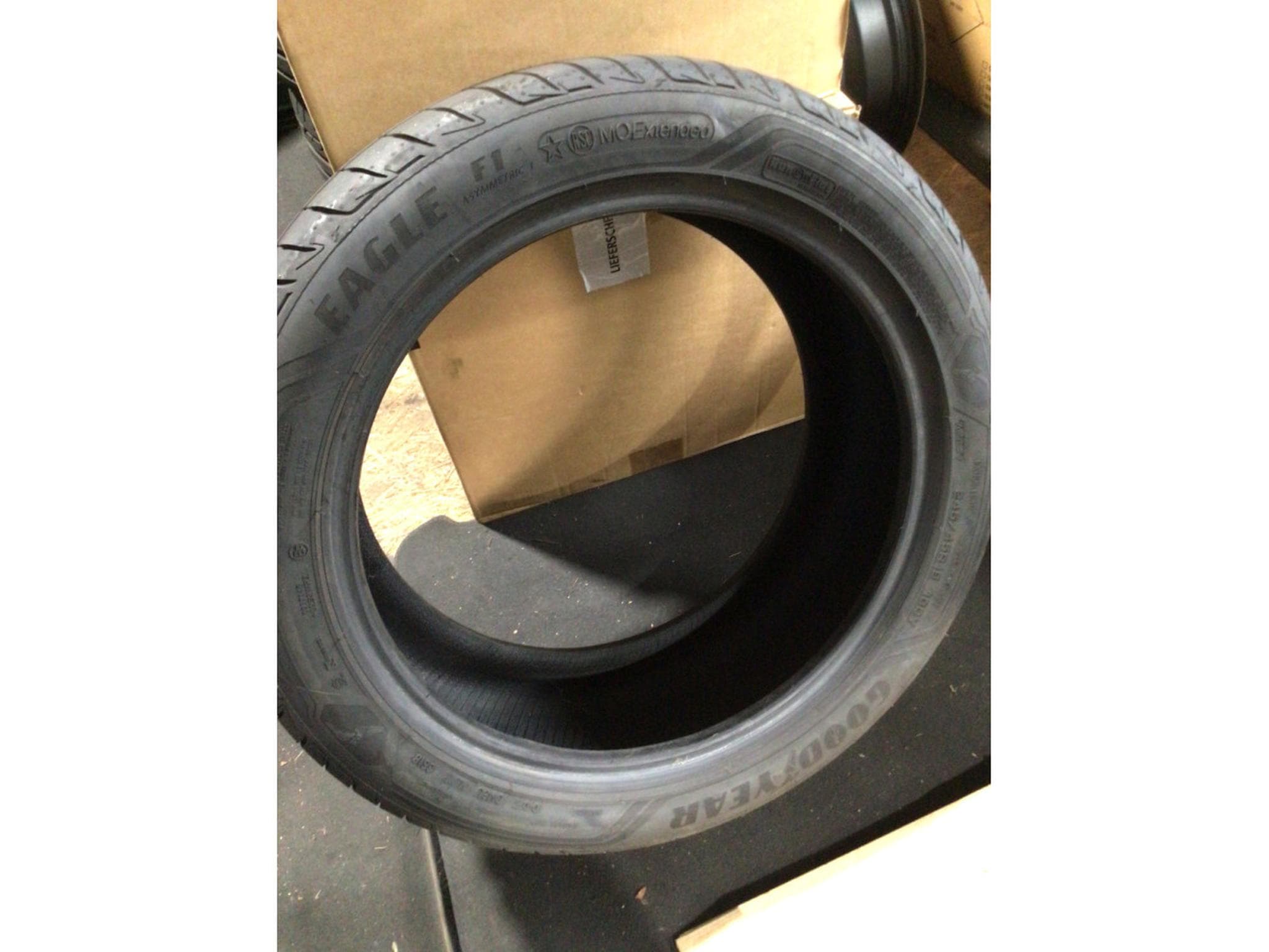 Jantes alu + Pneus é – 18" - Photo 3
