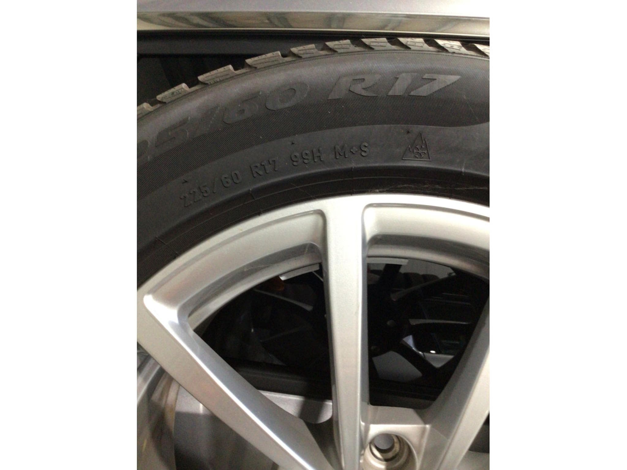Jantes alu + Pneus h – 17" - Photo 2