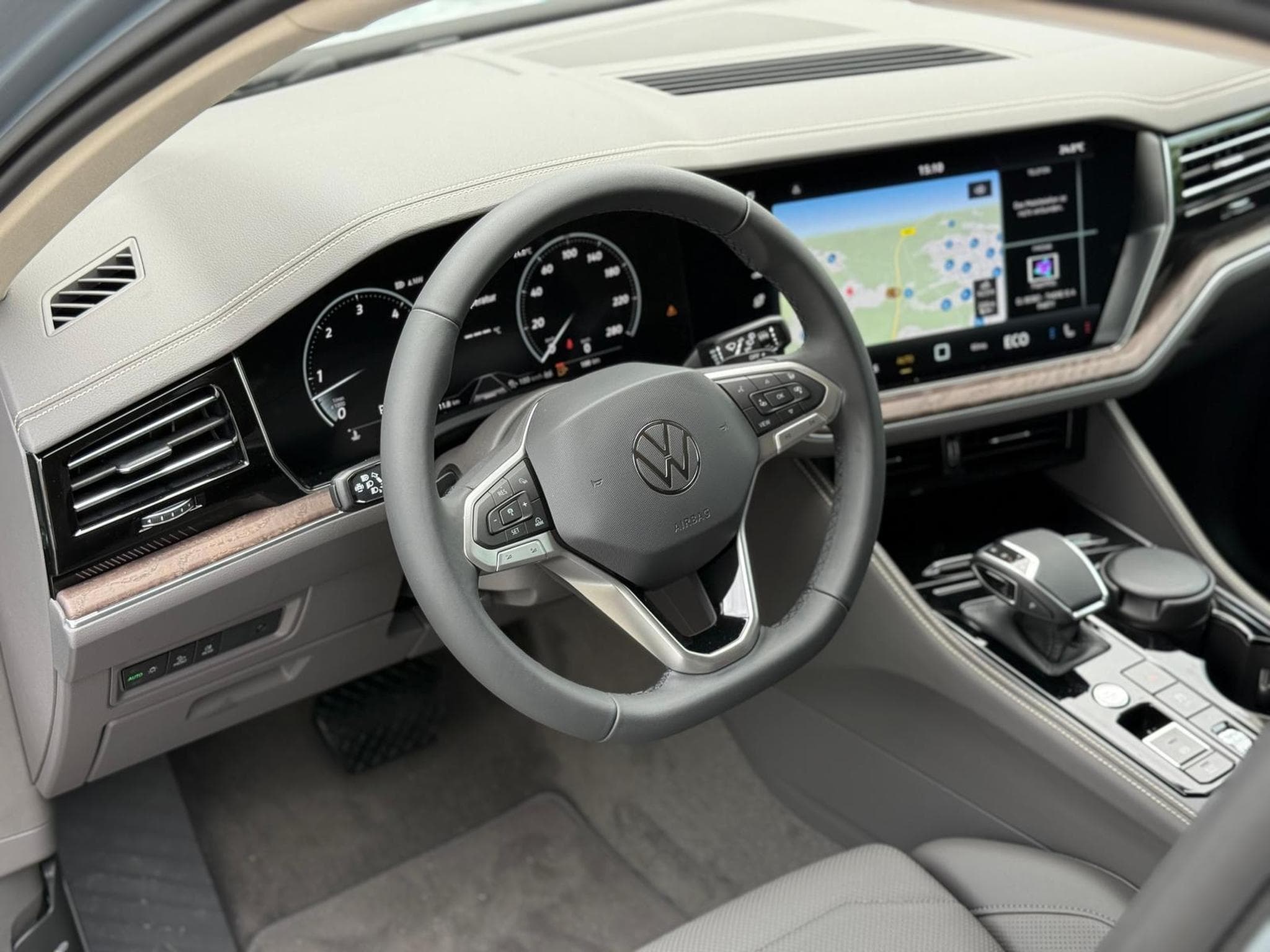 VW Touareg Elegance (2026) - Foto 11