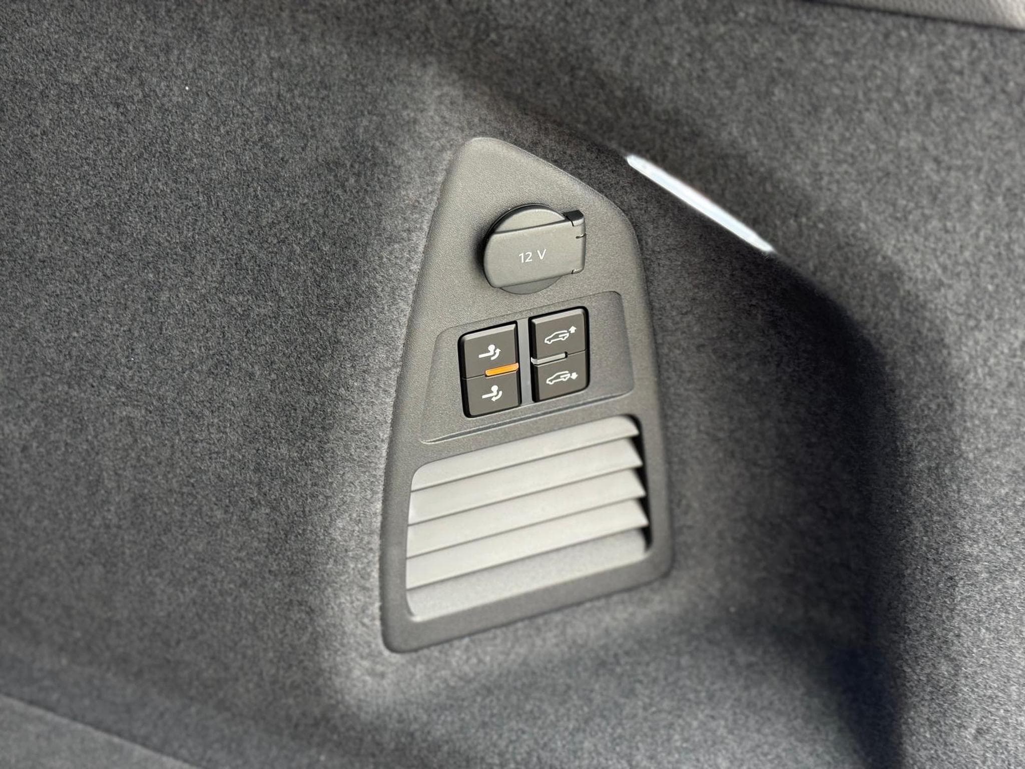 VW Touareg Elegance (2026) - Foto 19