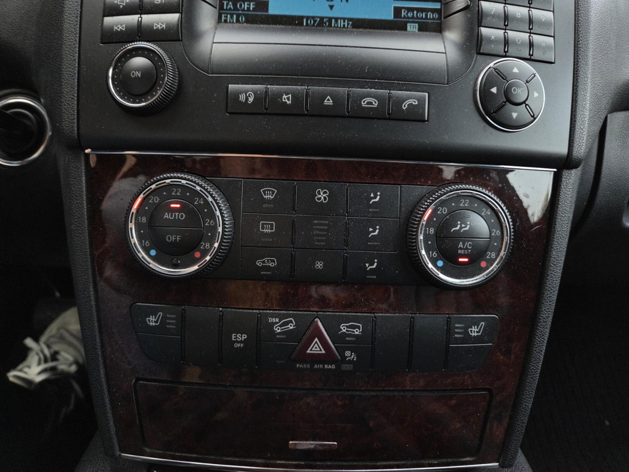 Mercedes ML 320 CDI AUTO. 4MATIC (2006) - Photo 7