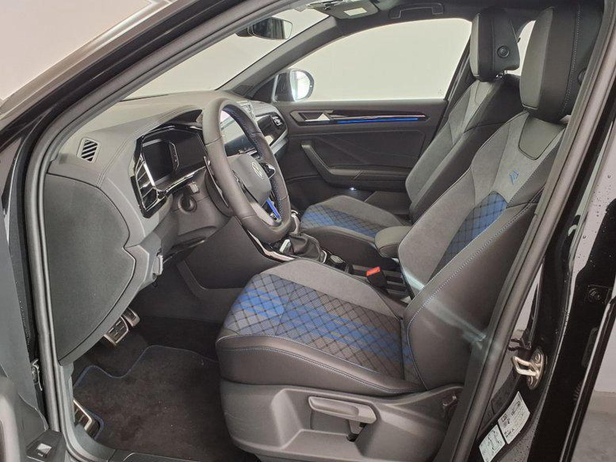 VW T-Roc R 2.0 TSI 7-Gang-DSG 4x4 (2025) - Foto 9