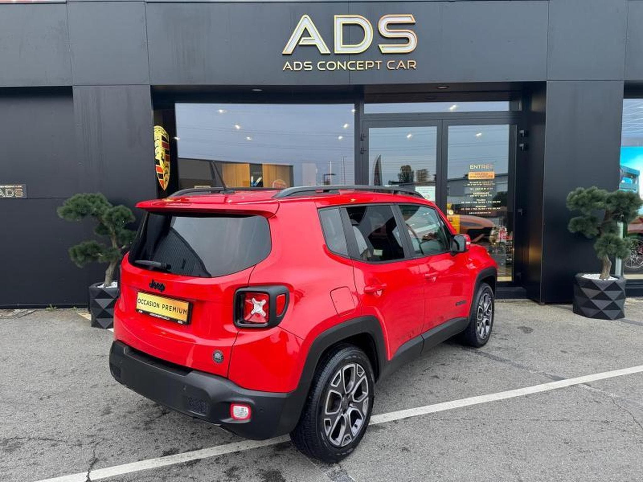 Jeep Renegade Night Eagle/Attelage/GPS (2017) - Photo 3