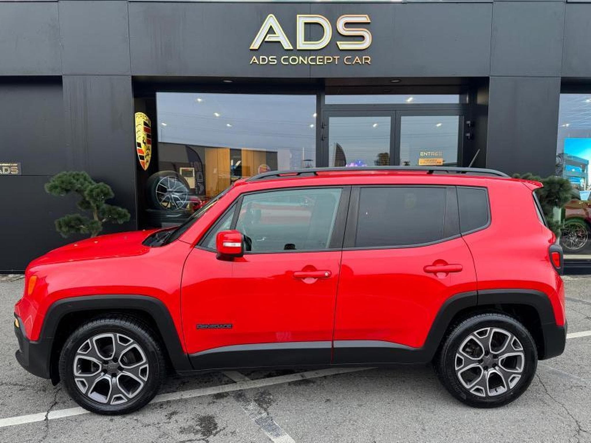 Jeep Renegade Night Eagle/Attelage/GPS (2017) - Photo 4