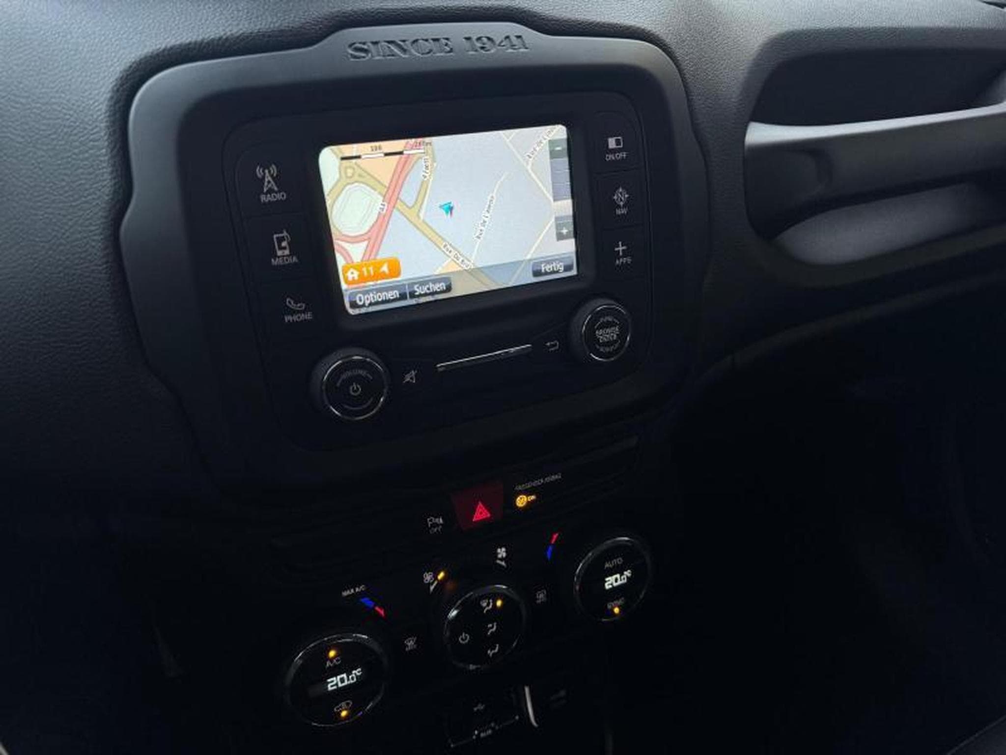 Jeep Renegade Night Eagle/Attelage/GPS (2017) - Photo 8