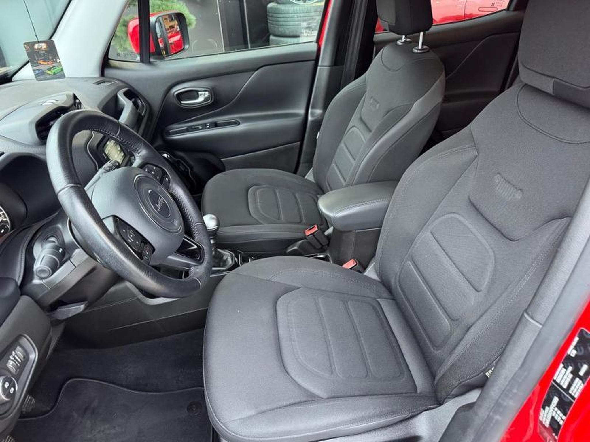 Jeep Renegade Night Eagle/Attelage/GPS (2017) - Photo 9