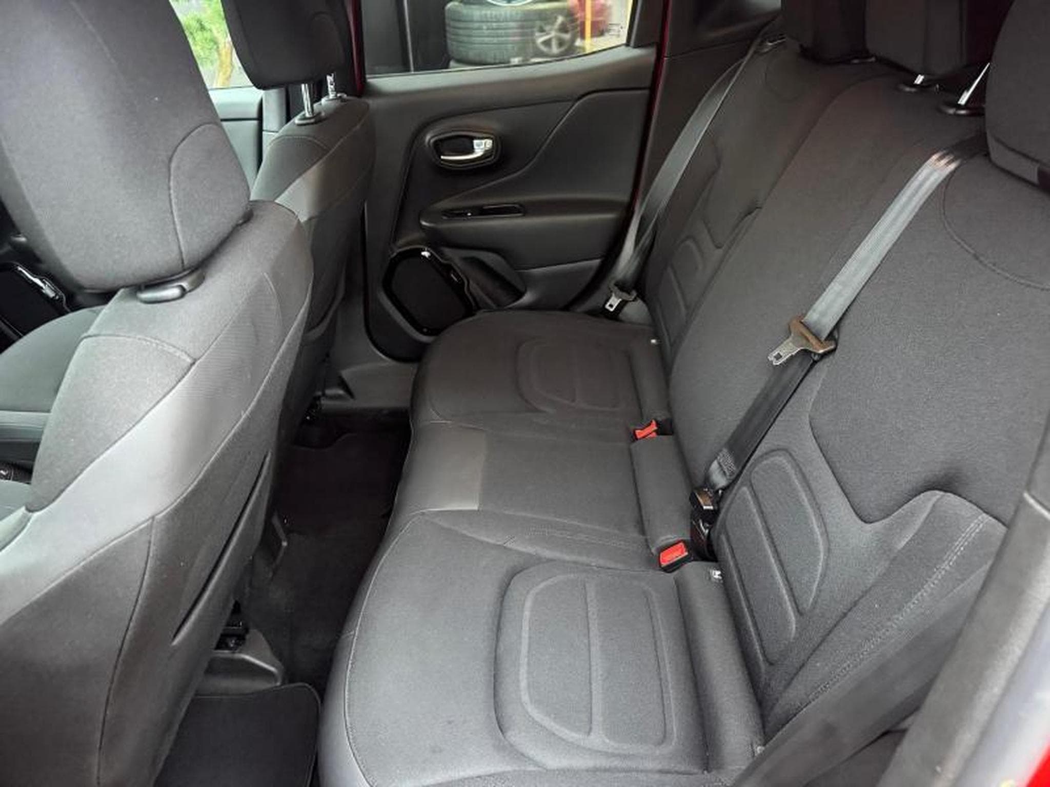 Jeep Renegade Night Eagle/Attelage/GPS (2017) - Photo 10