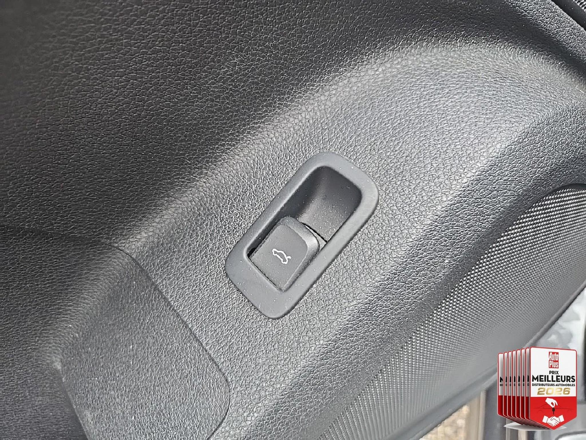 Audi Q2 35 TFSI 150 S LINE S TRONIC 7 (2021) - Photo 25