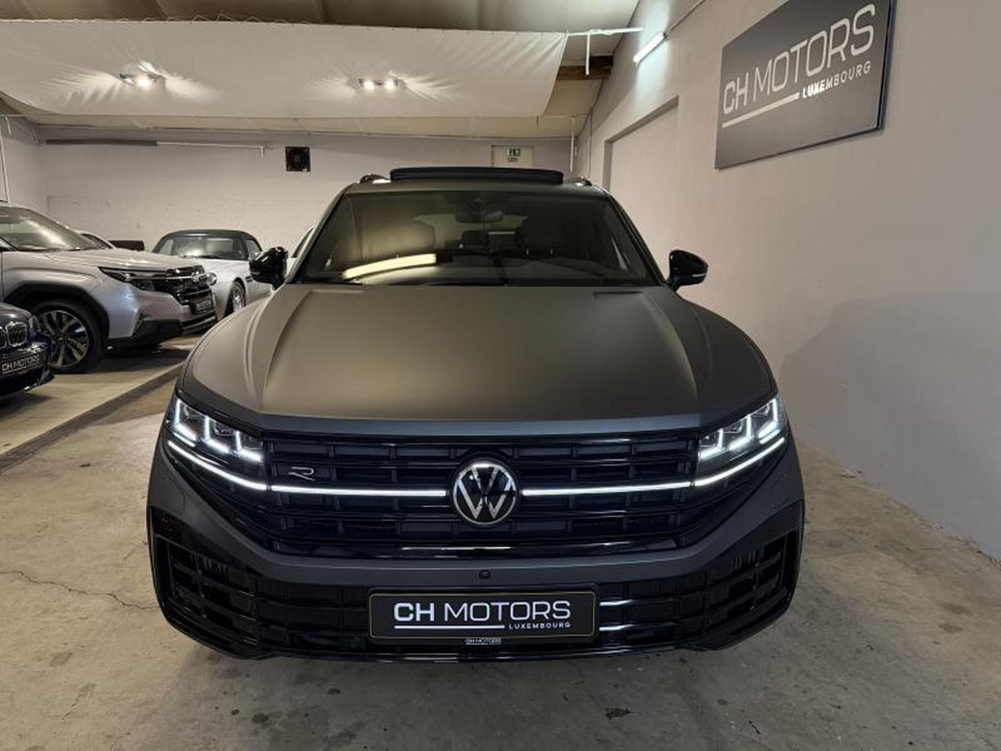 VW Touareg R 3.0 V6 PHEV 462 *UPE121 (2024) - Photo 2