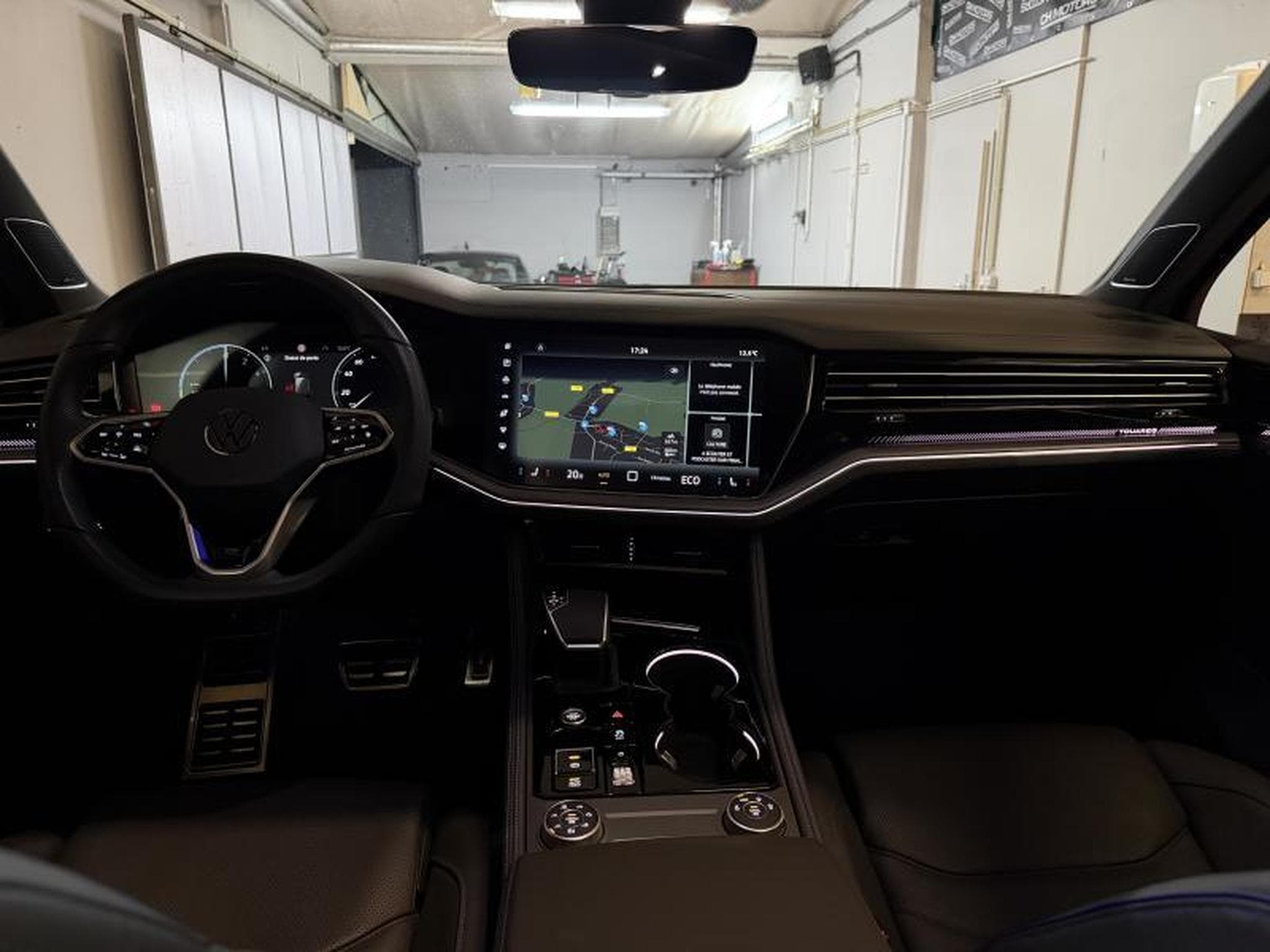 VW Touareg R 3.0 V6 PHEV 462 *UPE121 (2024) - Photo 19