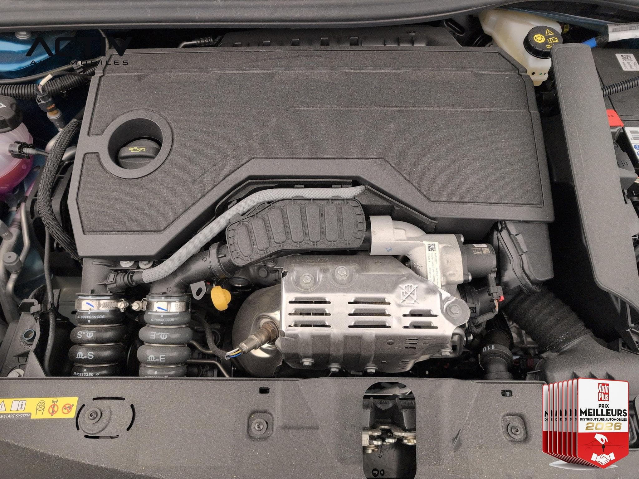 Peugeot 2008 Hybrid 110 ch e-DCS6 Edition (2026) - Photo 19