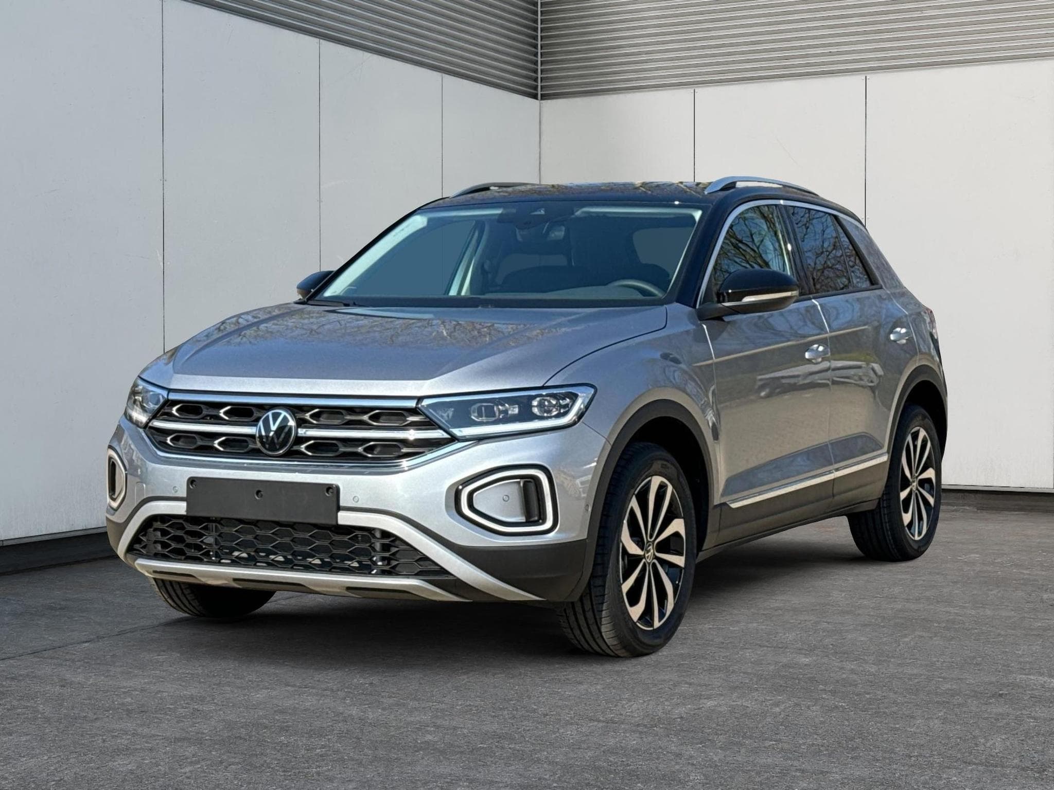 VW T-Roc Limited (2026) - Foto 1