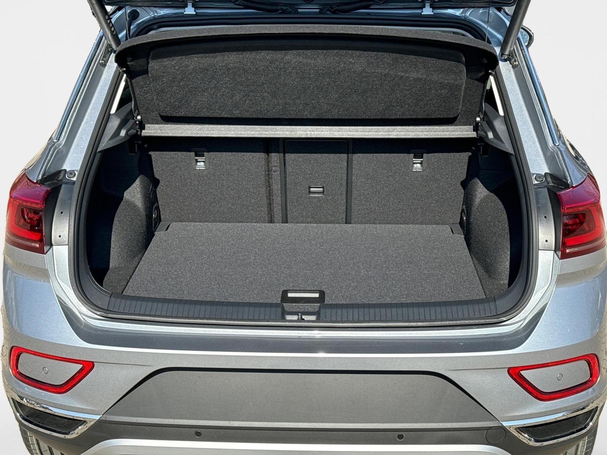 VW T-Roc Limited (2026) - Foto 11