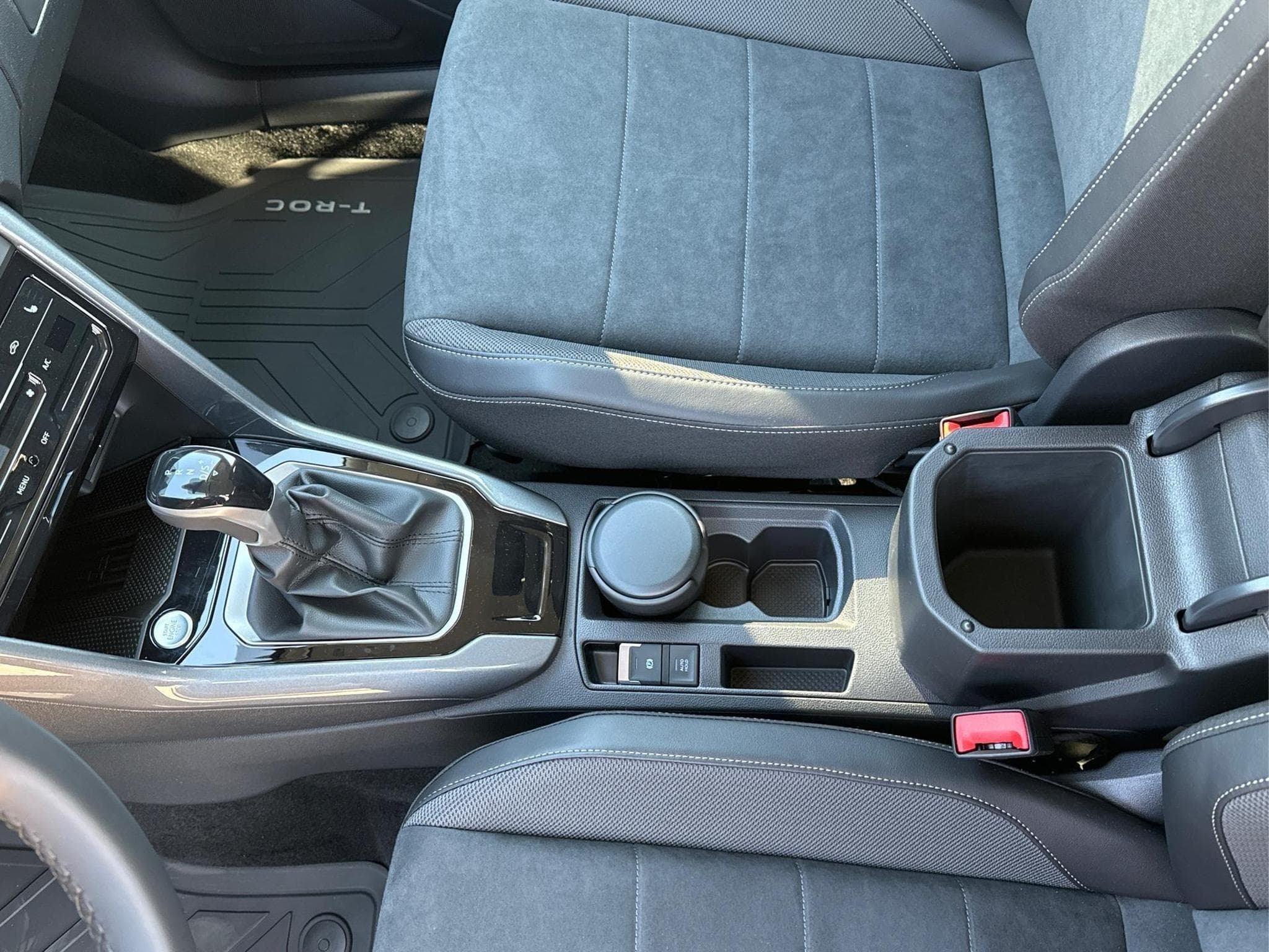 VW T-Roc Limited (2026) - Foto 16