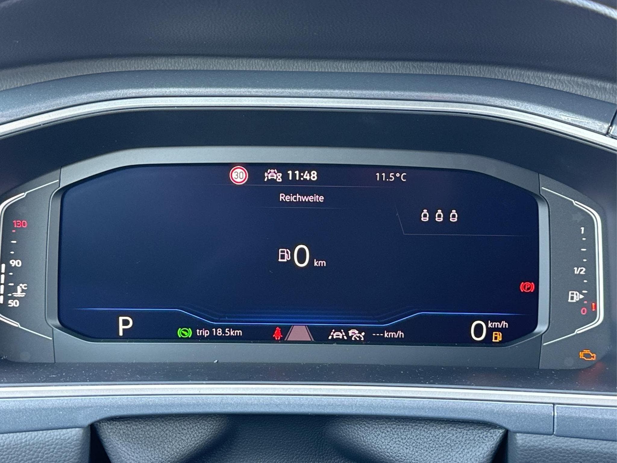 VW T-Roc Limited (2026) - Foto 23