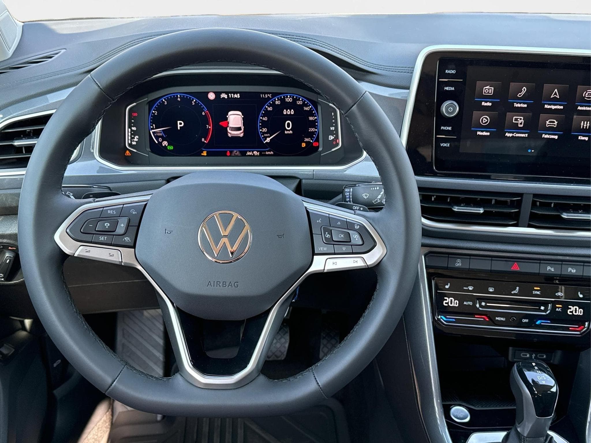 VW T-Roc Limited (2026) - Foto 8