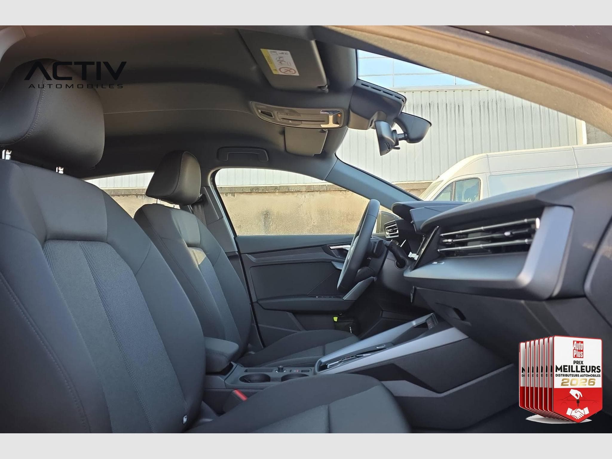 Audi A3 TFSI Mild Hybrid 150 S tronic 7 Design (2026) - Photo 9