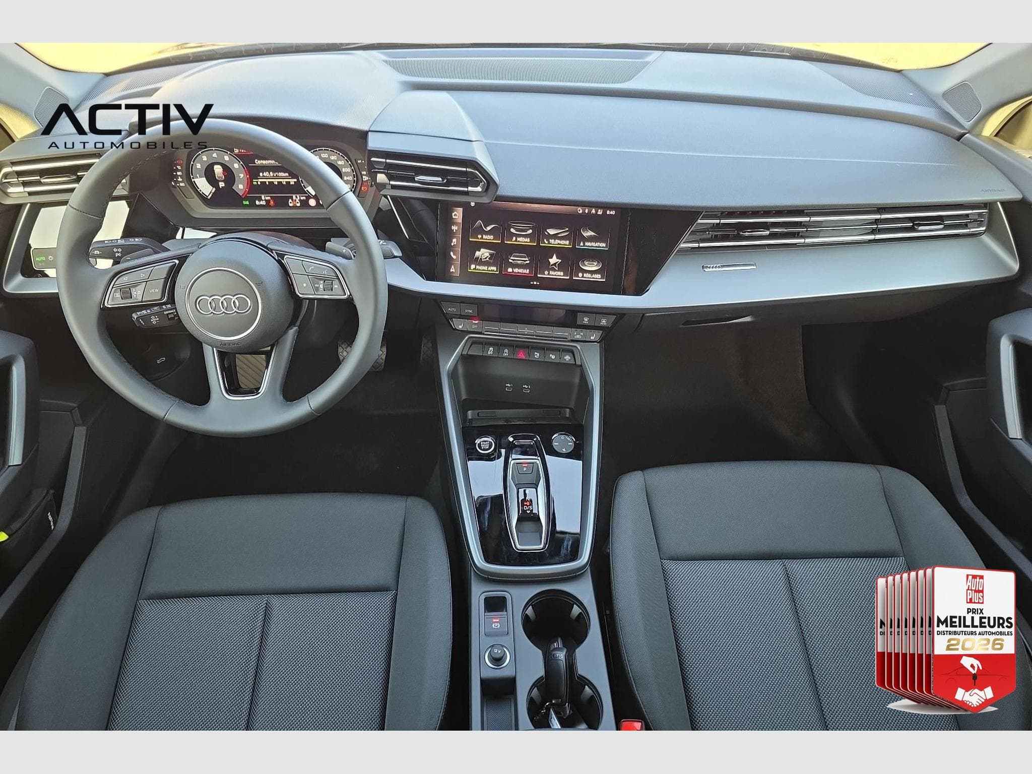 Audi A3 TFSI Mild Hybrid 150 S tronic 7 Design (2026) - Photo 12
