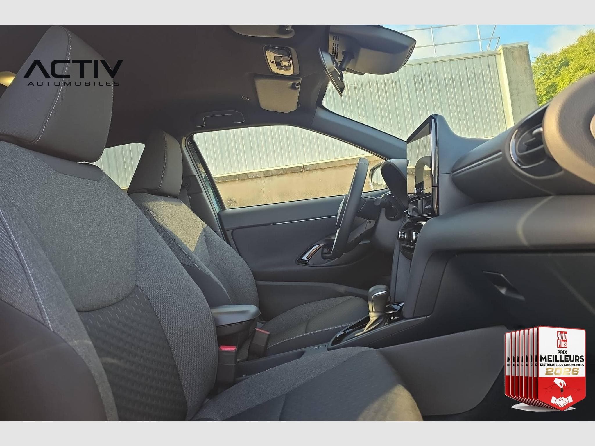 Toyota Yaris Cross 130h 2WD Design (2026) - Photo 9