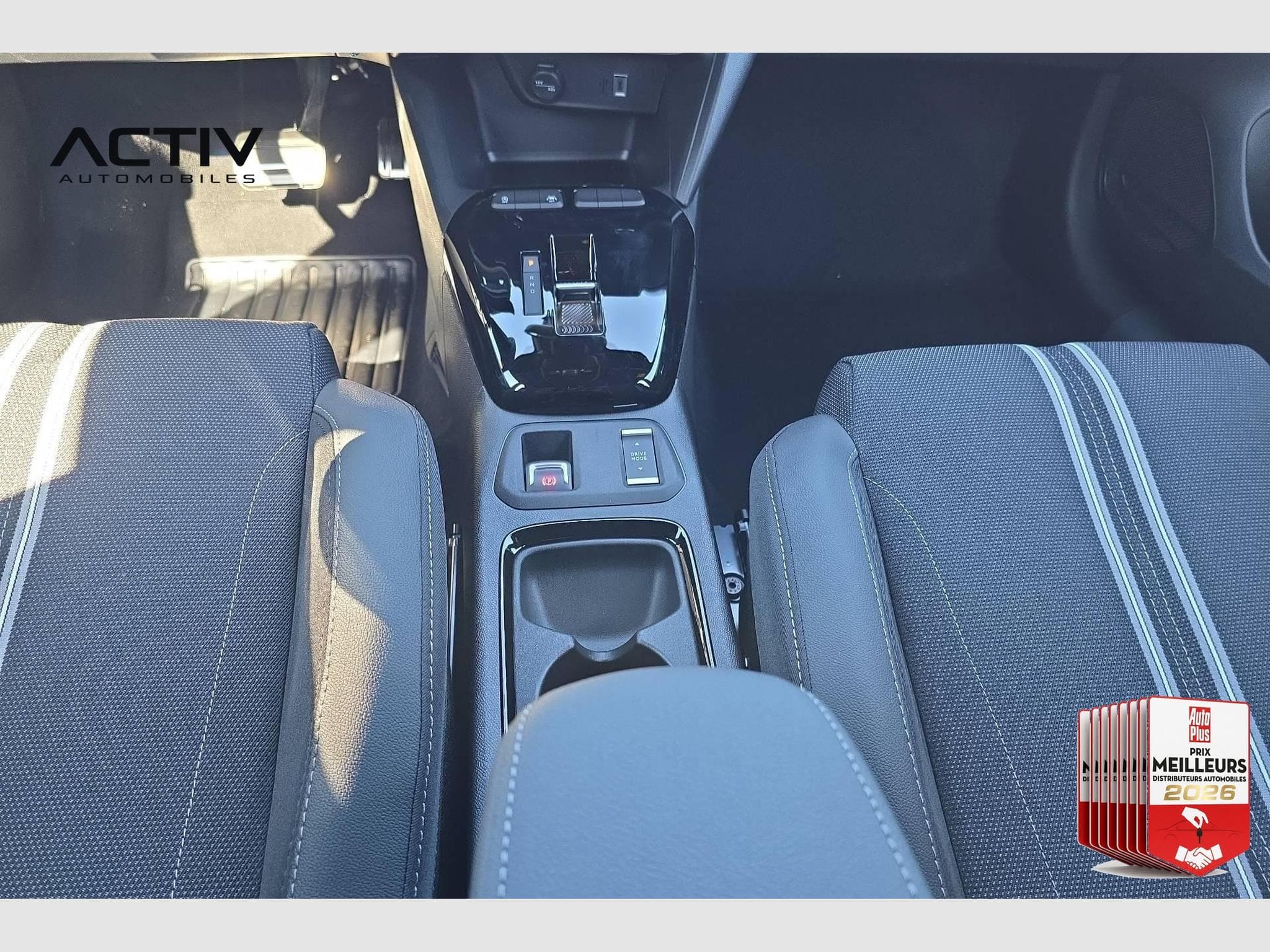 Opel Corsa 1.2 Turbo Hybrid 110 ch Autom GS (2026) - Photo 17