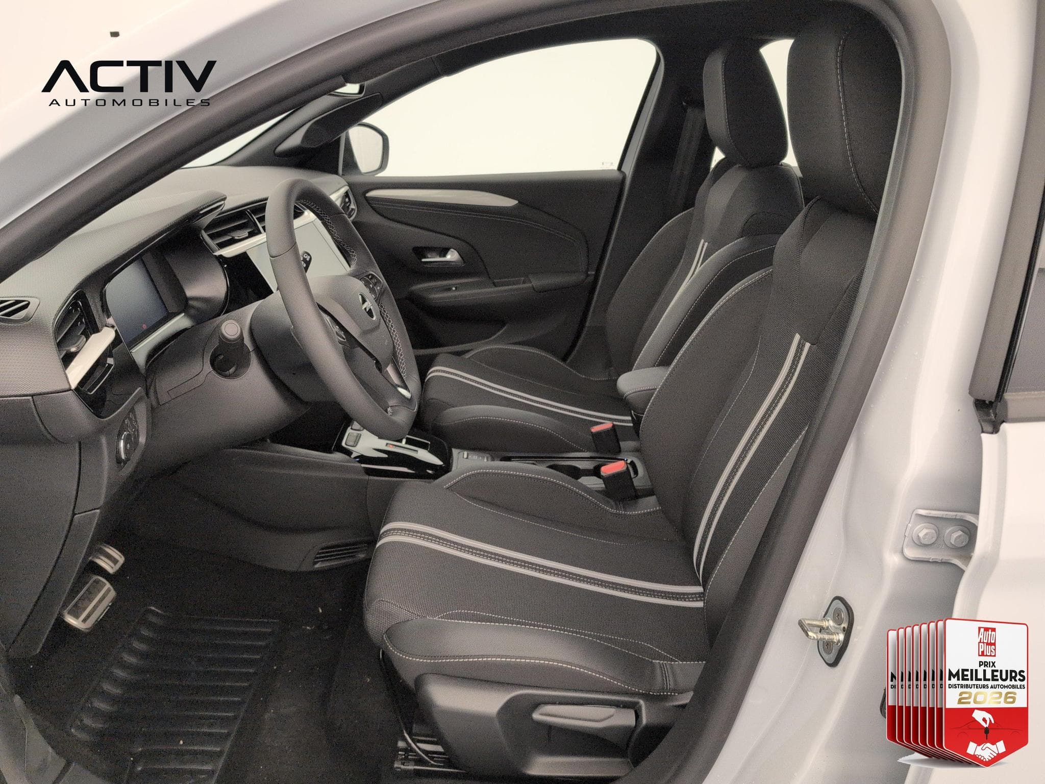 Opel Corsa 1.2 Turbo Hybrid 110 ch Autom GS (2026) - Photo 16