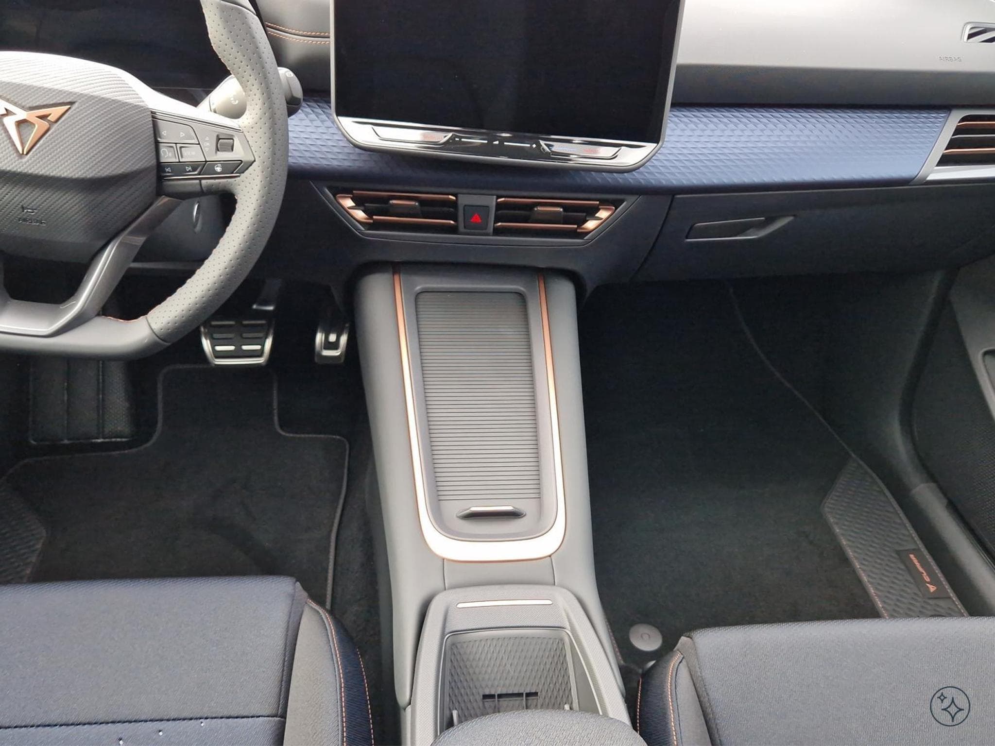 Cupra Born Endurance (2026) - Photo 14