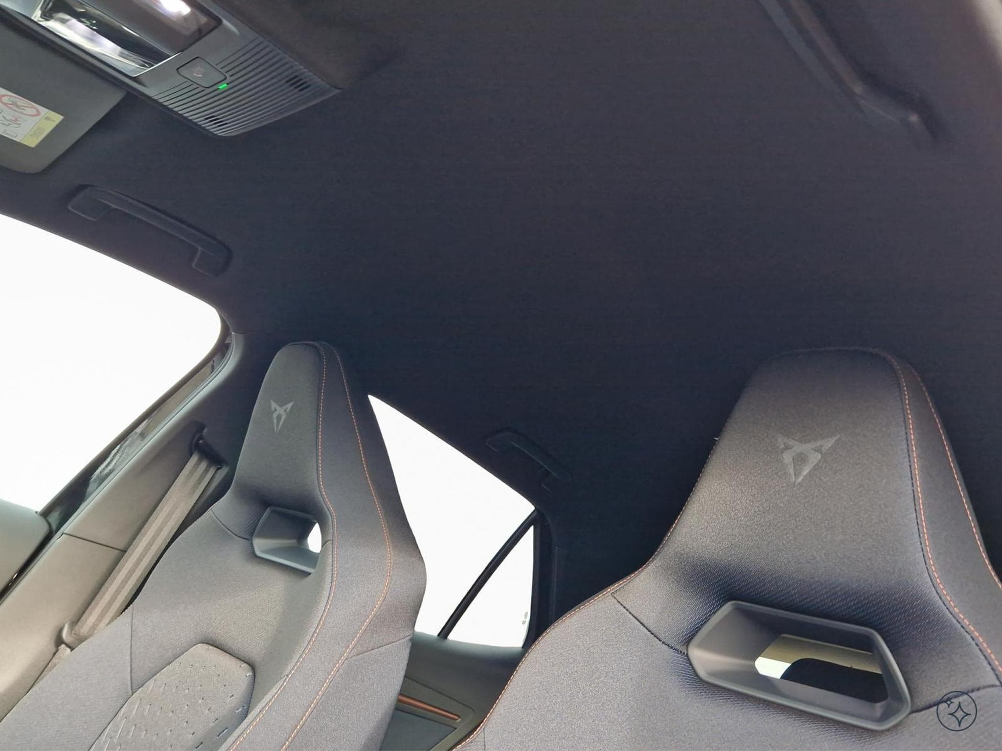 Cupra Born Endurance (2026) - Photo 16