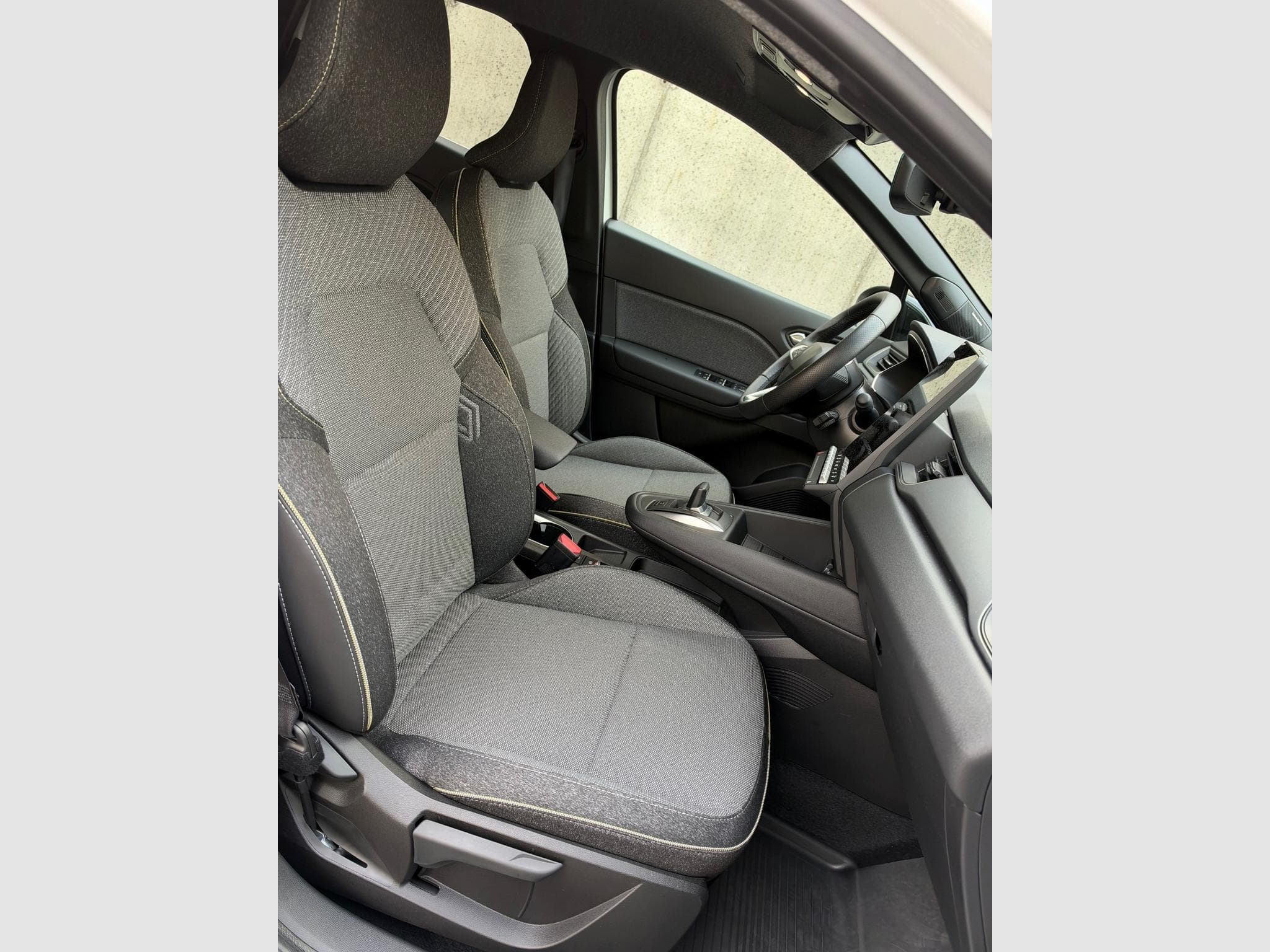 Renault Symbioz 1.8 TECHNO FULL HYBRIDE (2026) - Foto 2