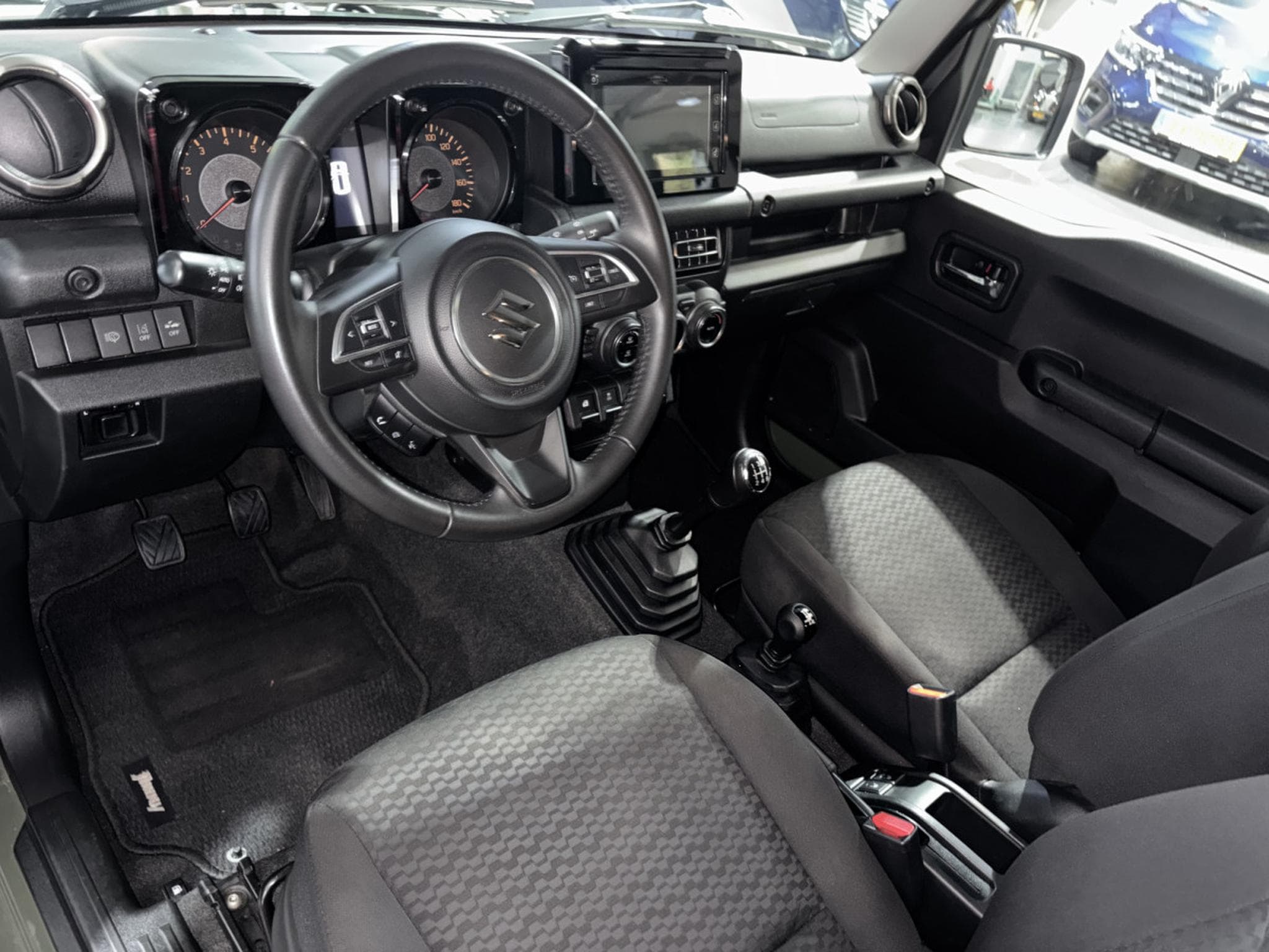 Suzuki Jimny 1.5 GLX ALLGrip 4 places (2019) - Foto 10