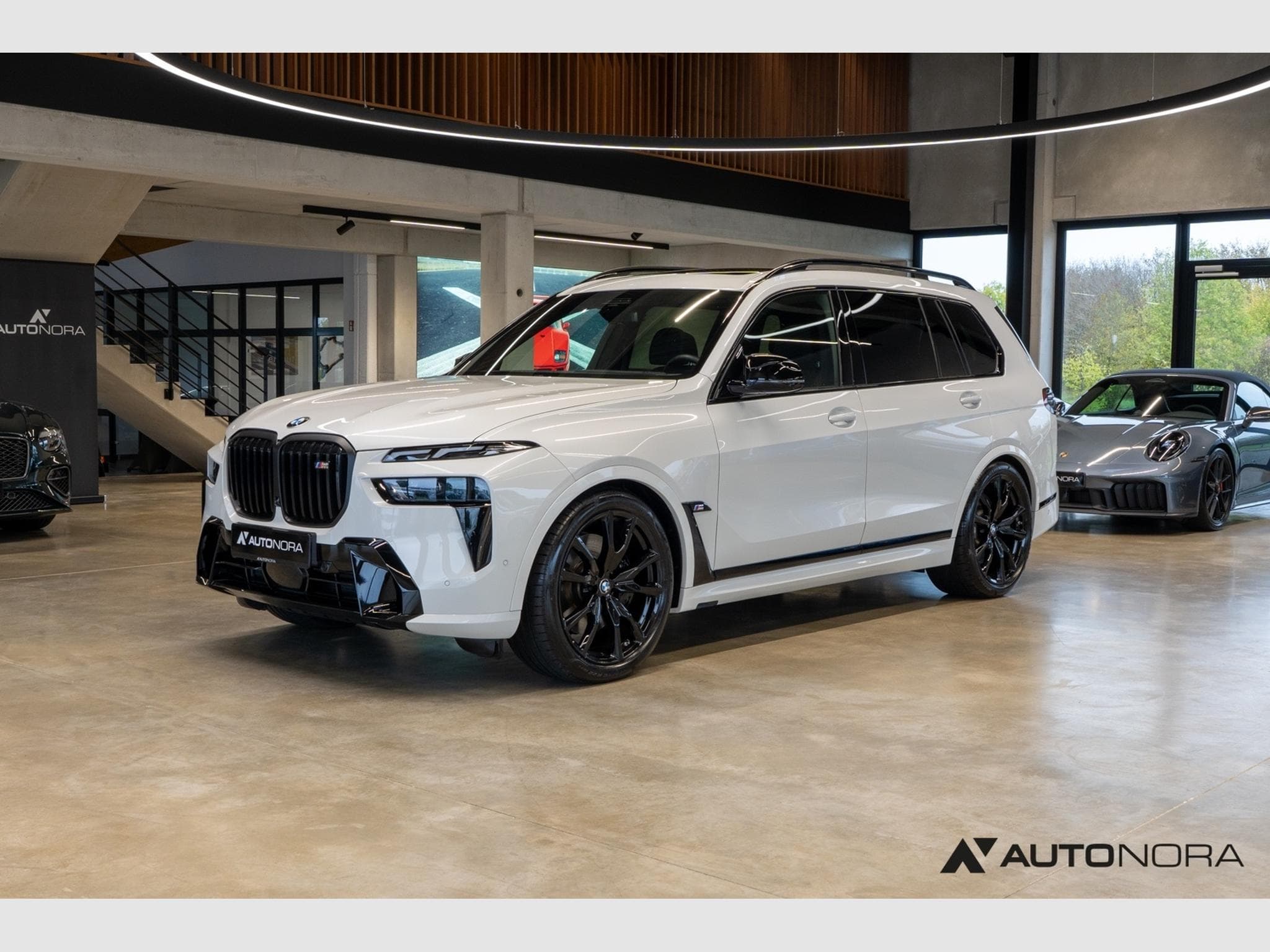 BMW X7 M60i xDrive (2025) - Photo 1